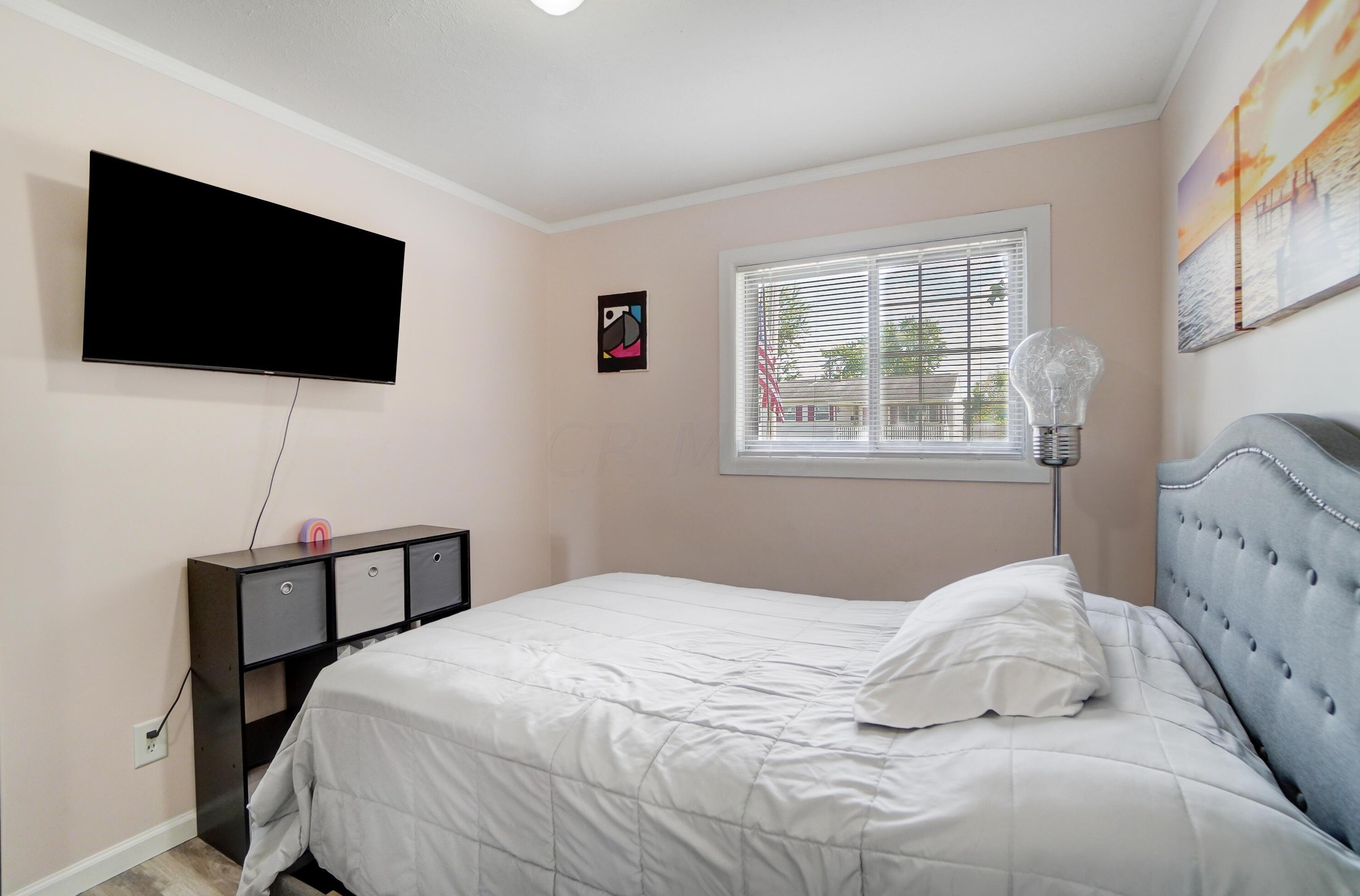 3857 Glenfield Rd, Columbus OH 43232-9501 exterior