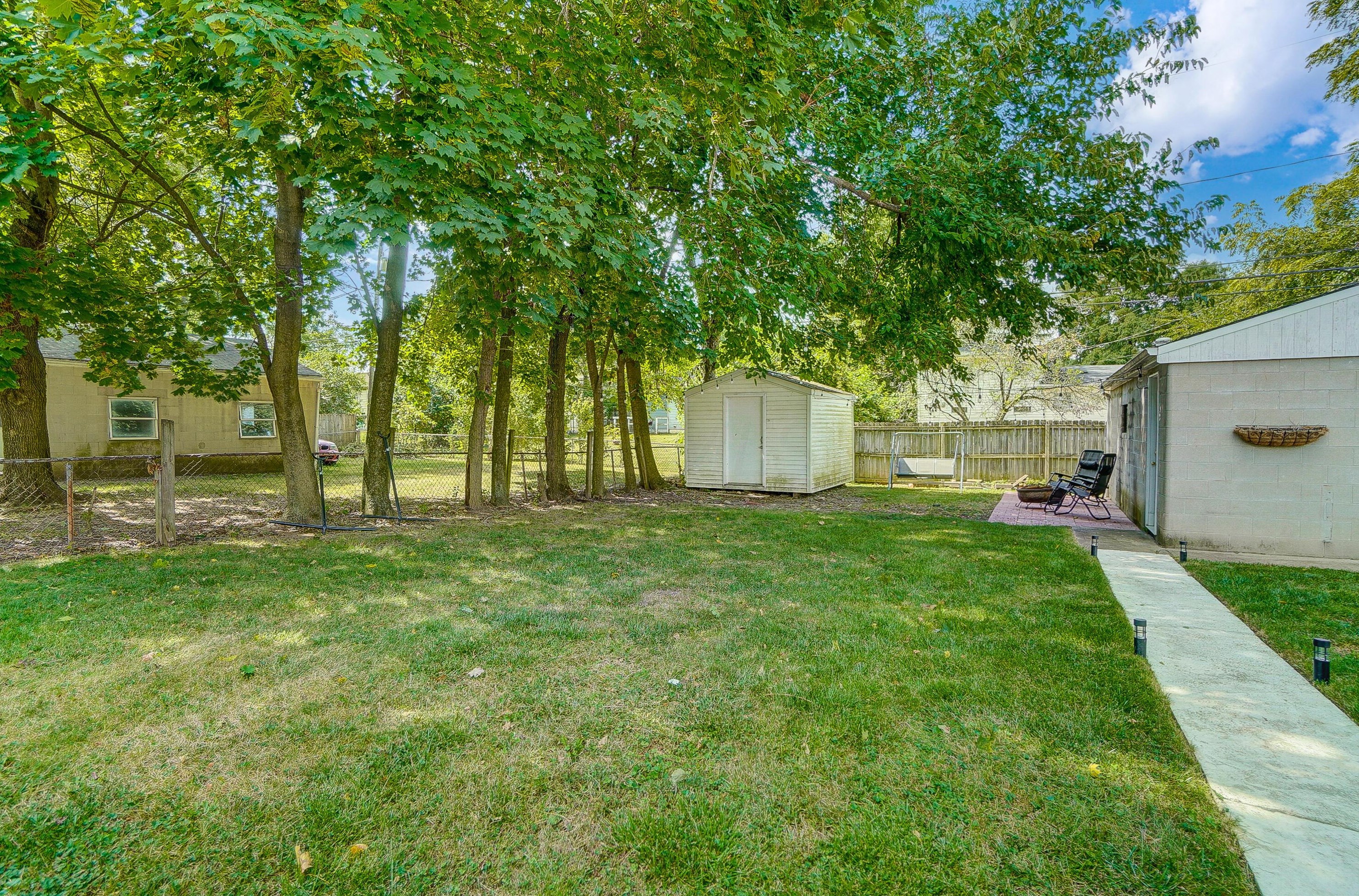 3857 Glenfield Rd, Columbus OH 43232-9501 exterior