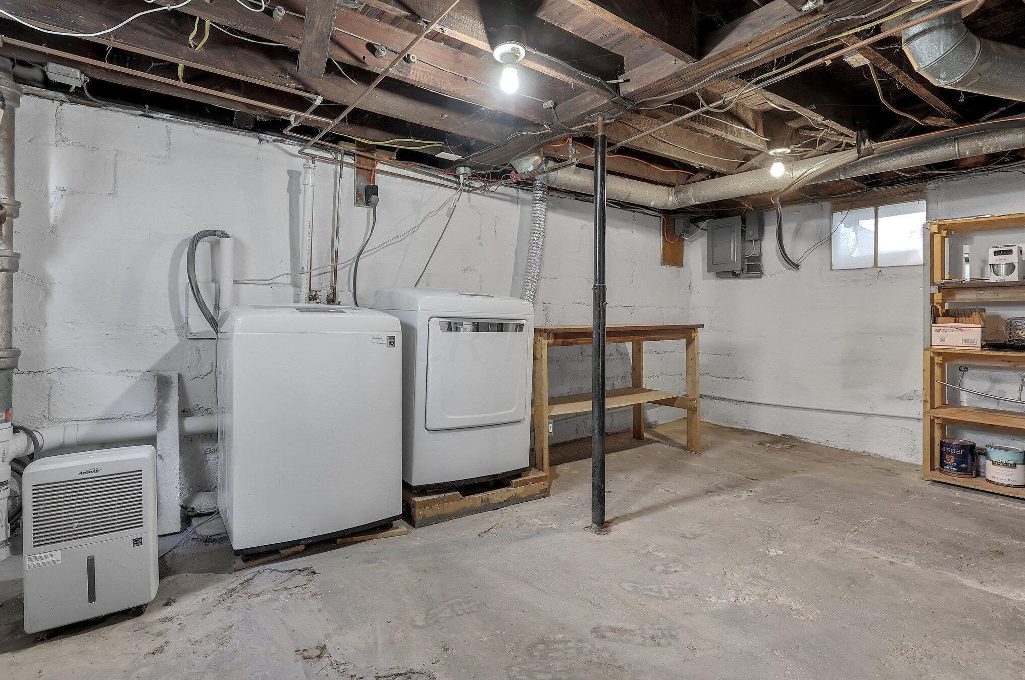 281 Markison Ave, Columbus OH 43207-1130 exterior