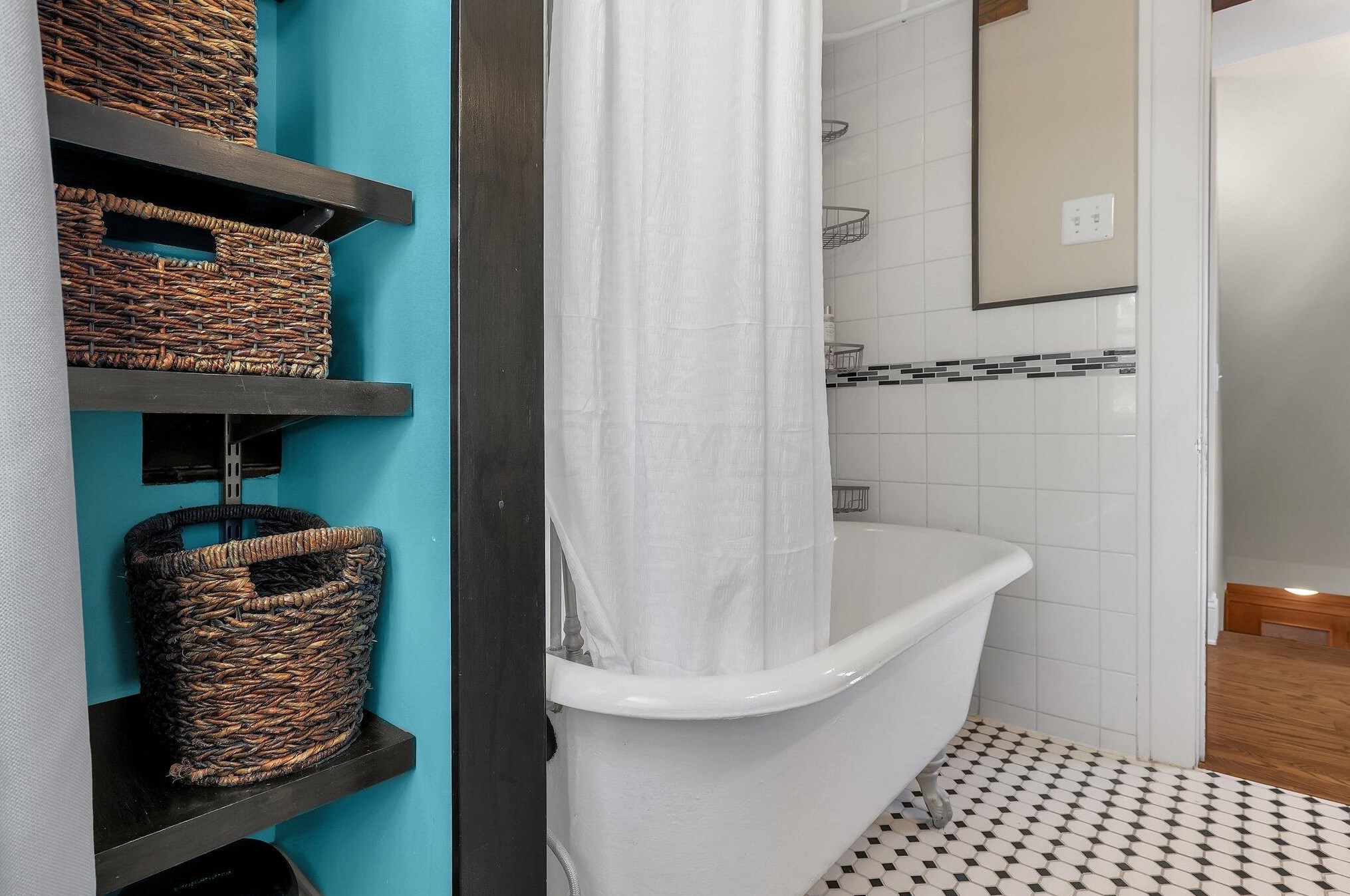 281 Markison Ave, Columbus OH 43207-1130 exterior