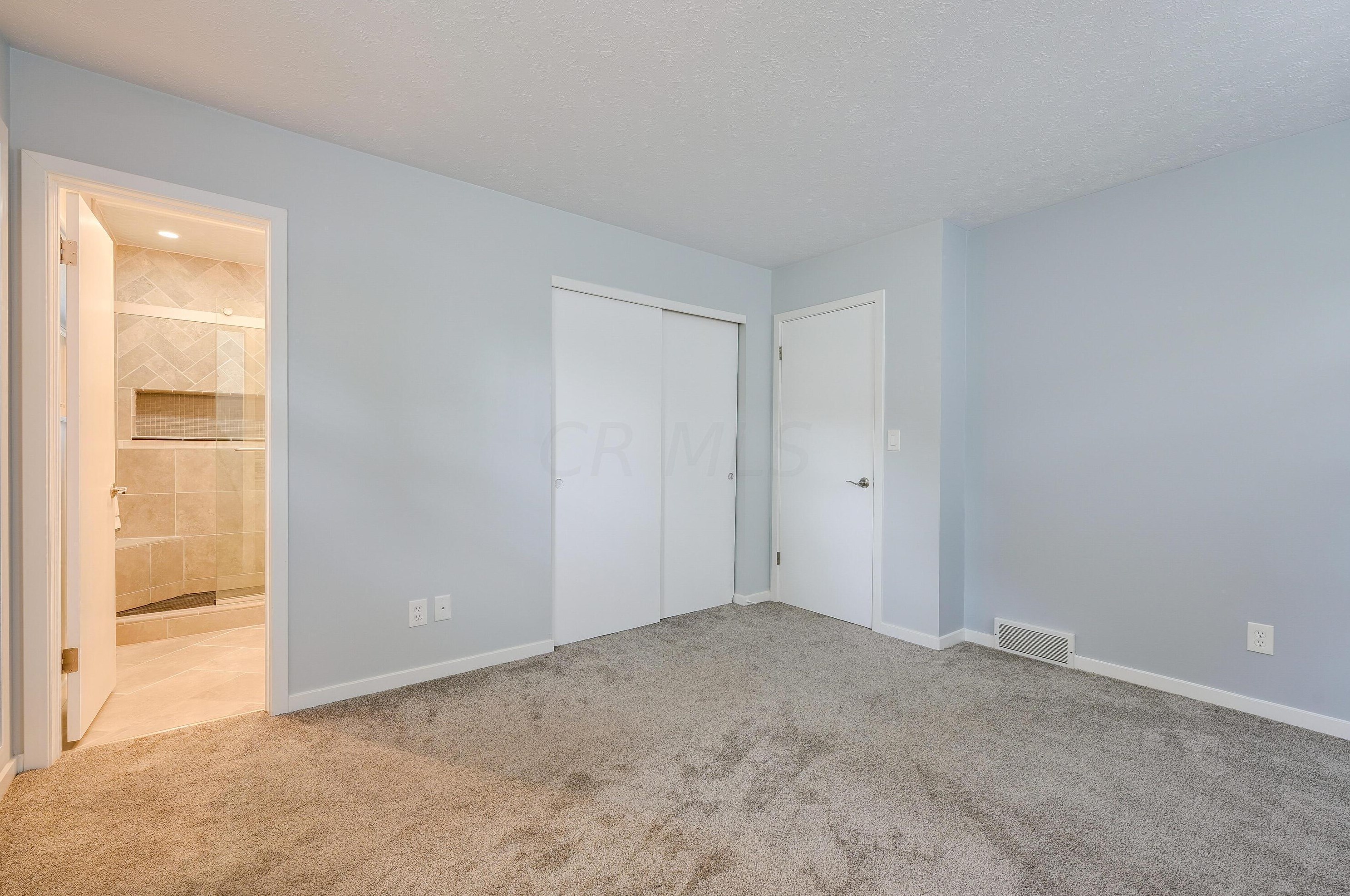 1710 Sandalwood Pl, Columbus OH 43229-3600 exterior