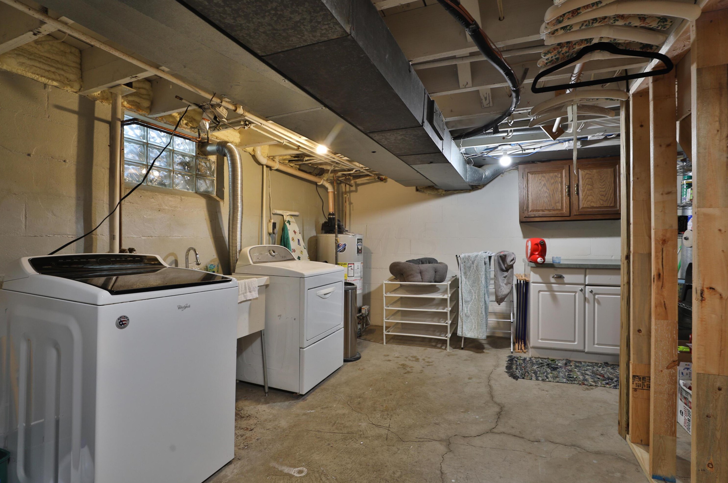 5713 Dover Ct, Columbus OH 43085-3808 exterior