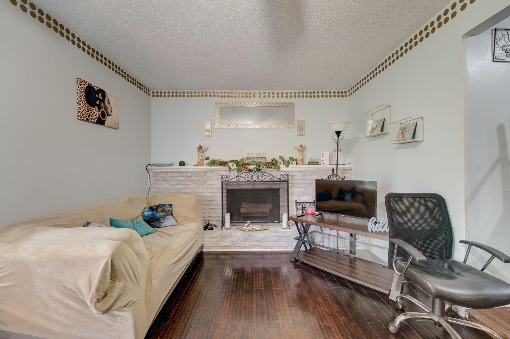 5123 Carbondale Dr, Columbus OH  43232-4522 exterior