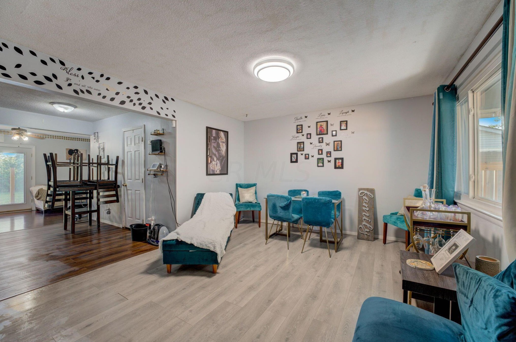 5123 Carbondale Dr, Columbus OH  43232-4522 exterior