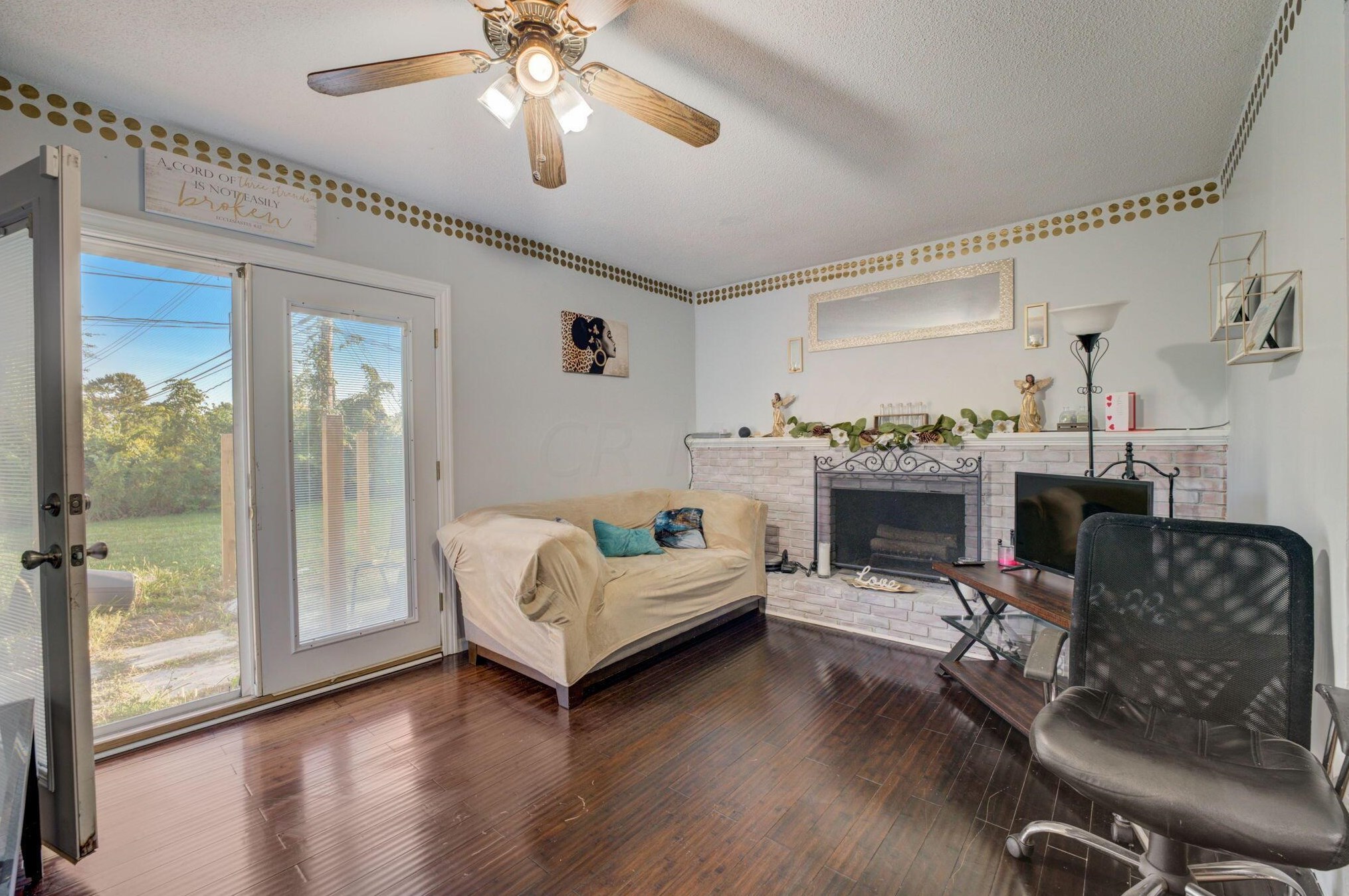 5123 Carbondale Dr, Columbus OH  43232-4522 exterior