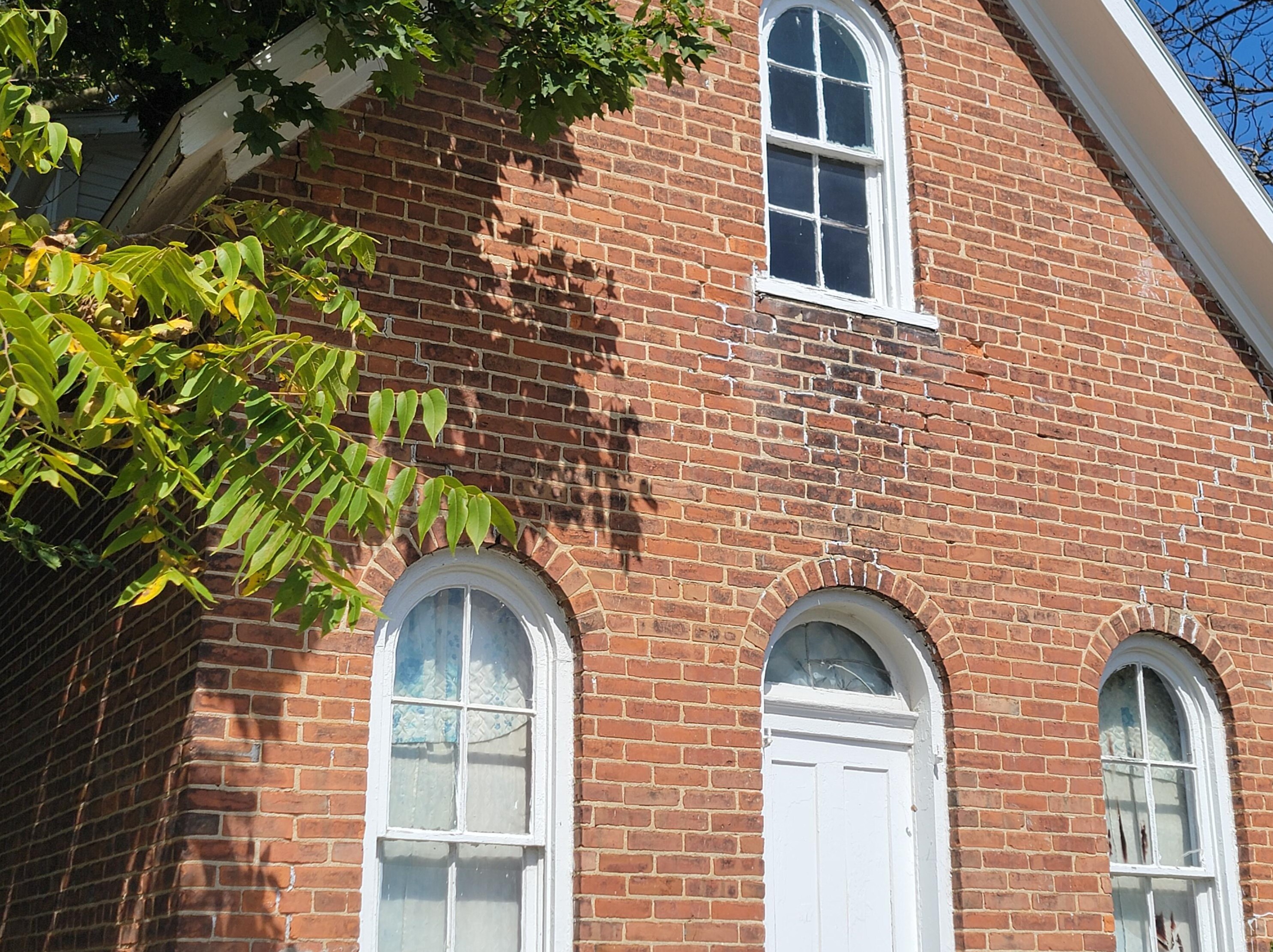 109 W Center St, London, OH 43140