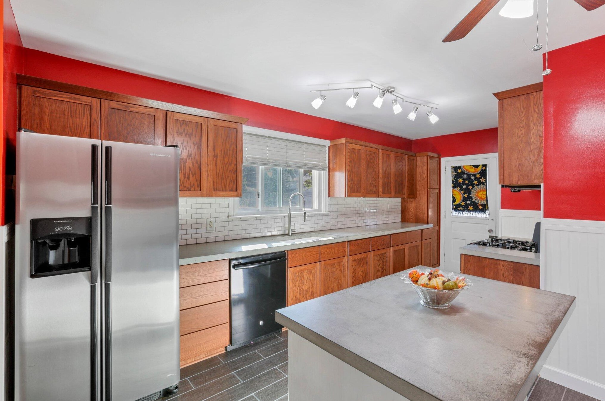 277 Markison Ave, Columbus OH 43207-1130 exterior