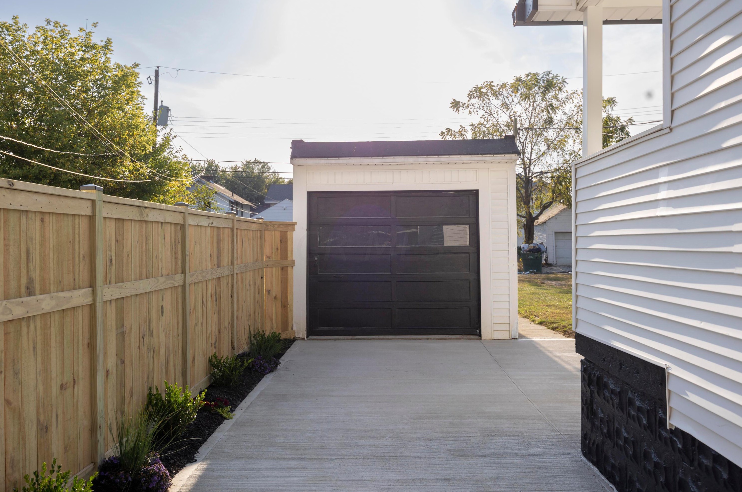 603 Townsend Ave, Columbus OH 43223-1824 exterior