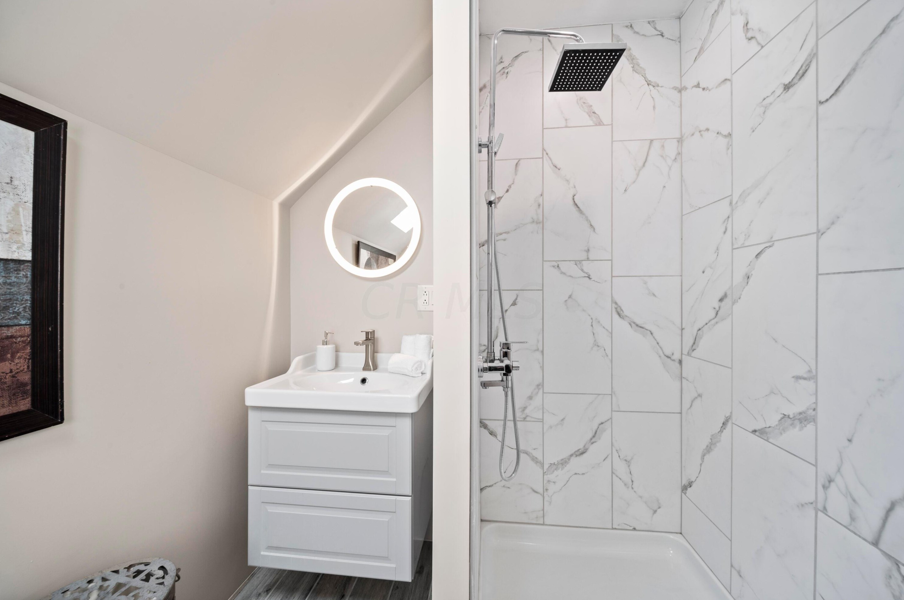 316 Cyn Dr, Columbus OH 43214-3110 exterior