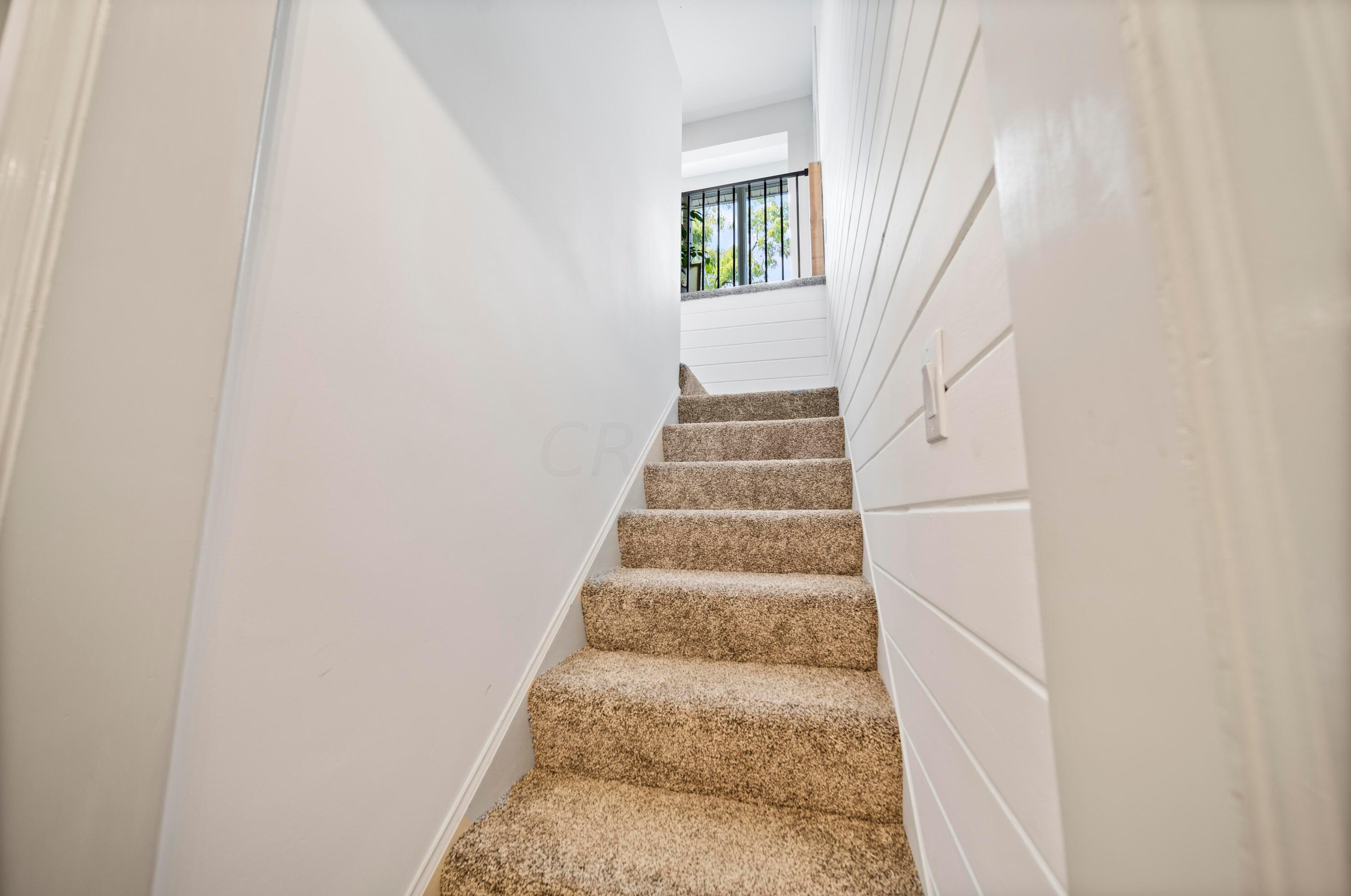 316 Cyn Dr, Columbus OH 43214-3110 exterior