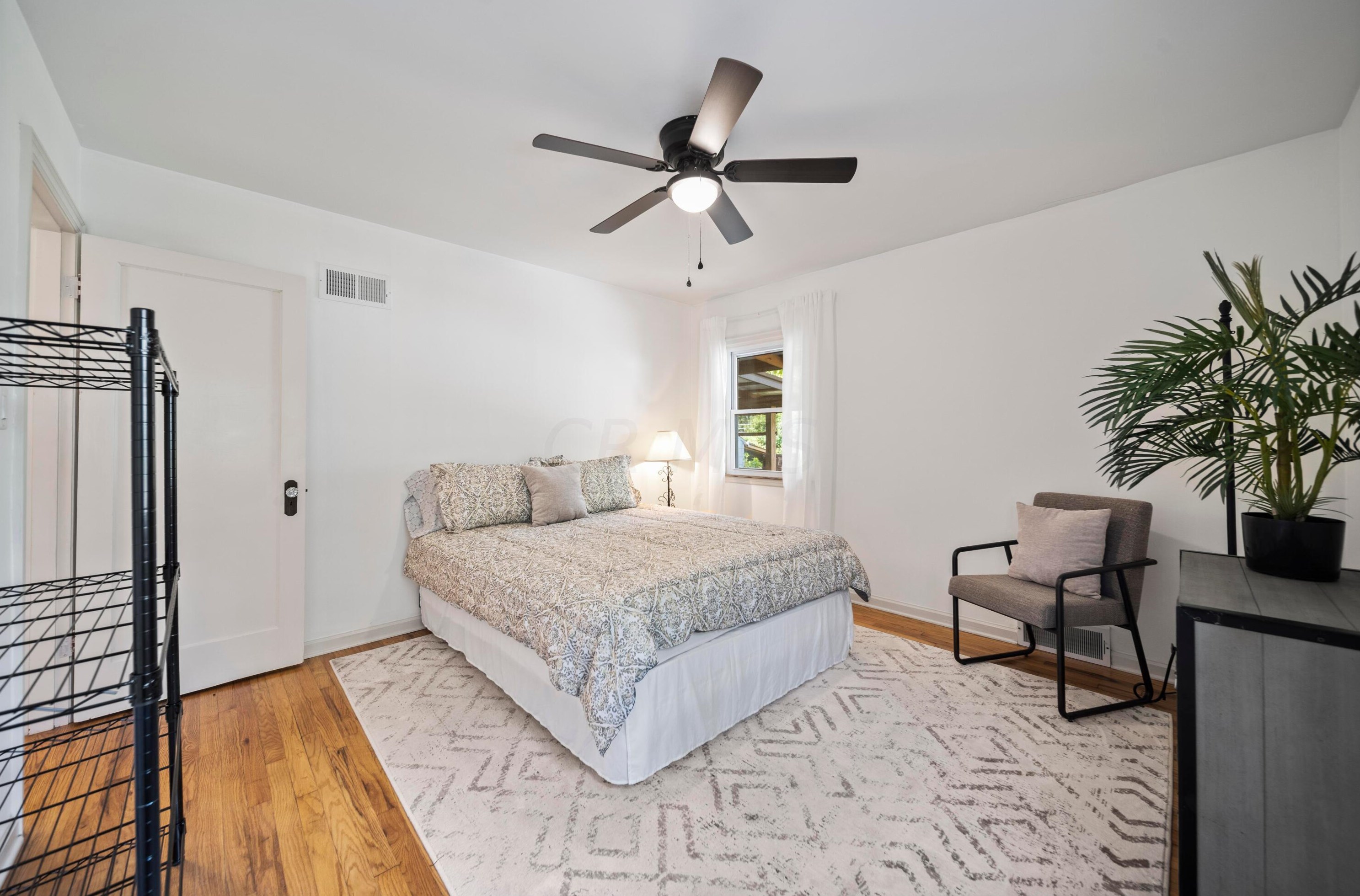 316 Cyn Dr, Columbus OH 43214-3110 exterior