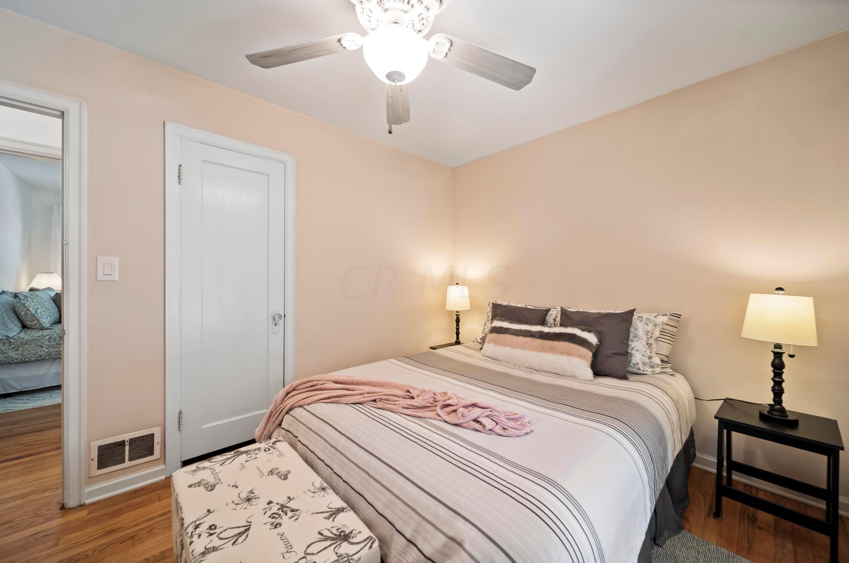 316 Cyn Dr, Columbus OH 43214-3110 exterior