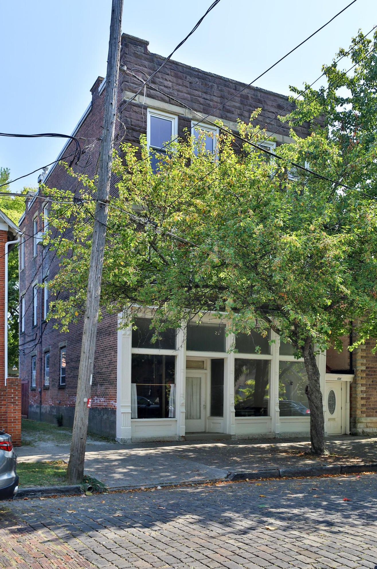828 City Park Ave, Columbus, OH 43206-2045