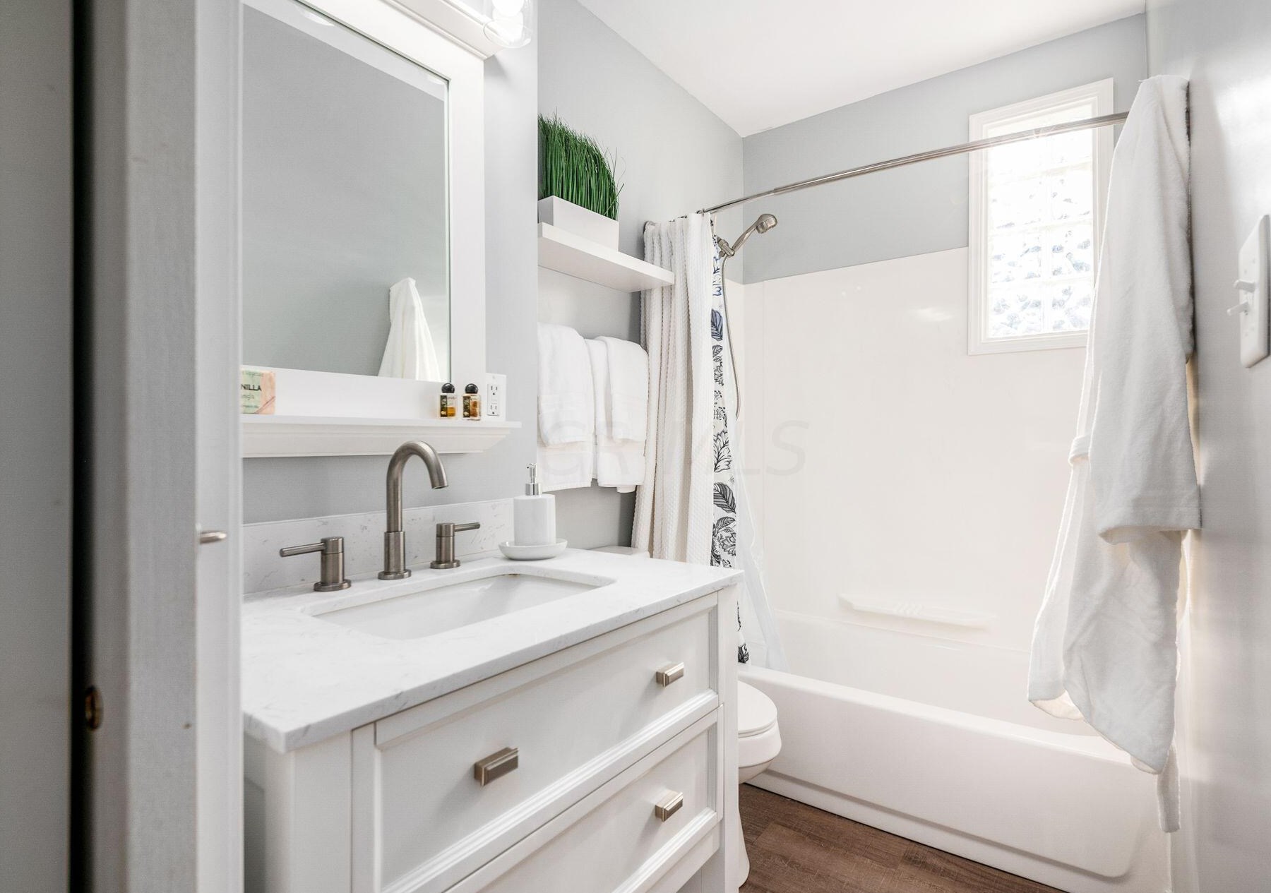 1791 Hess Blvd, Columbus OH 43212-1418 exterior