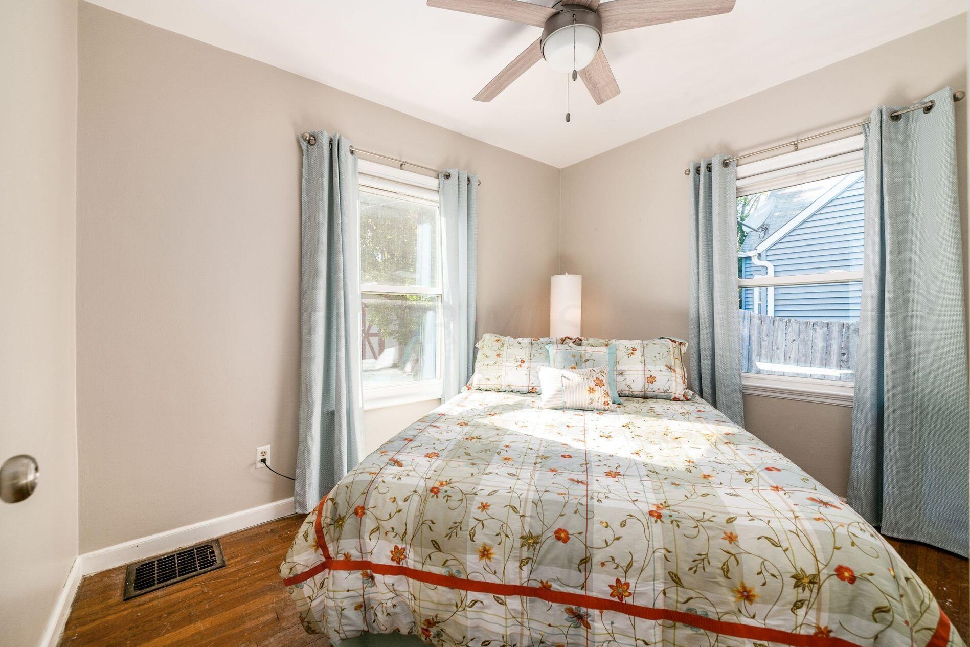 1791 Hess Blvd, Columbus OH 43212-1418 exterior