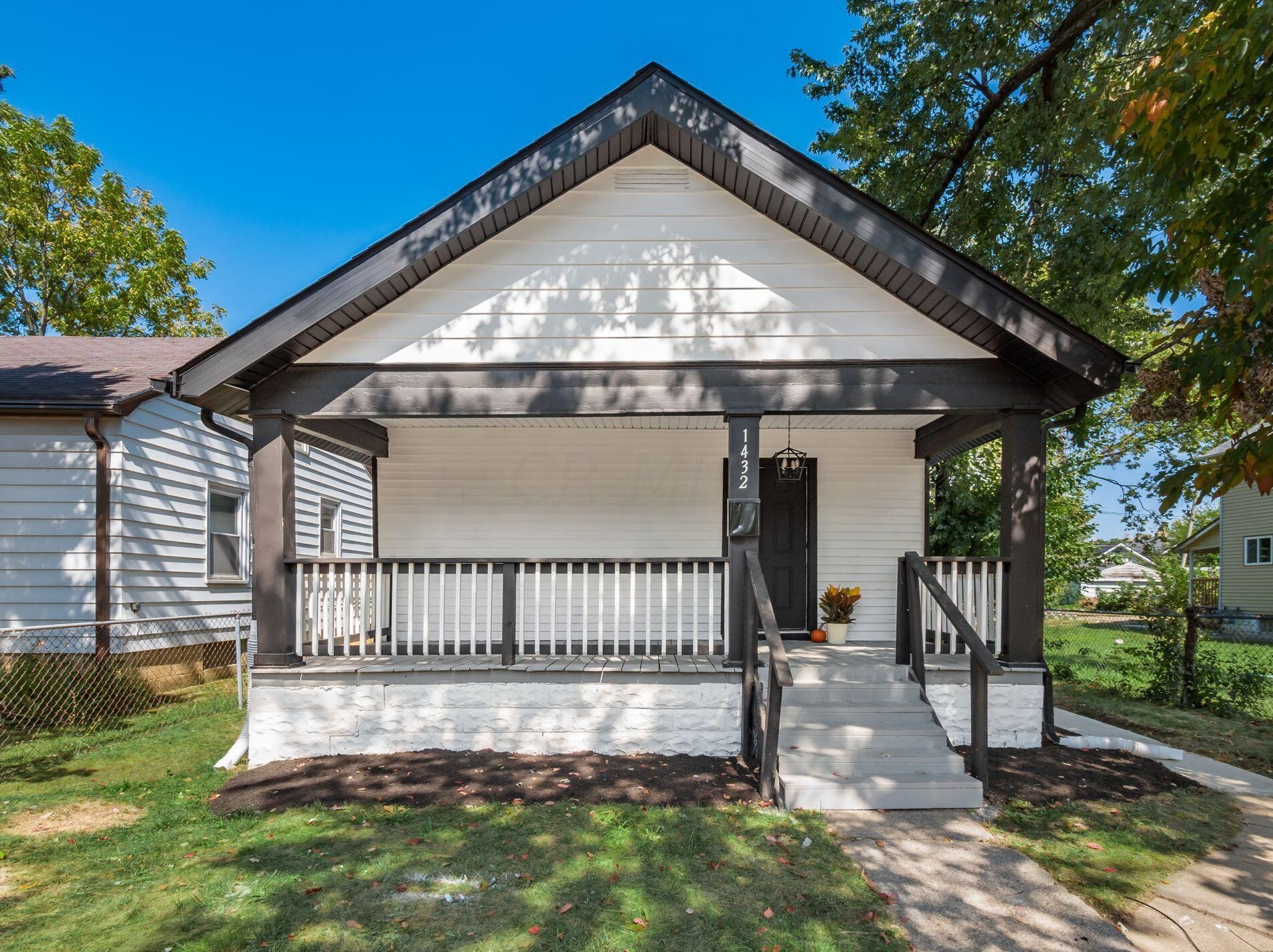 1432 Cordell Ave, Columbus, OH 43211-2253