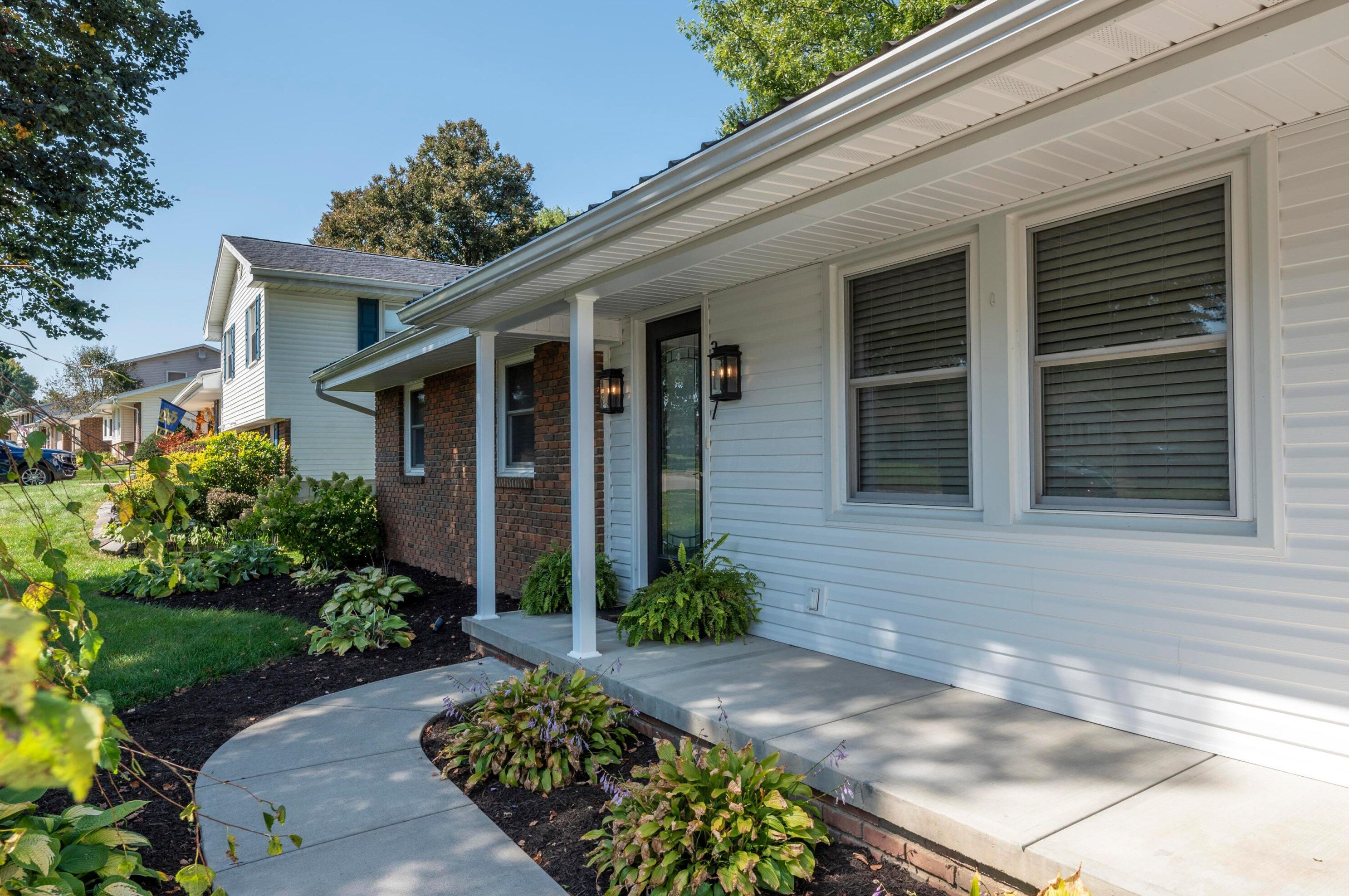317 Otterbein Dr, Mansfield, OH 44904-1031