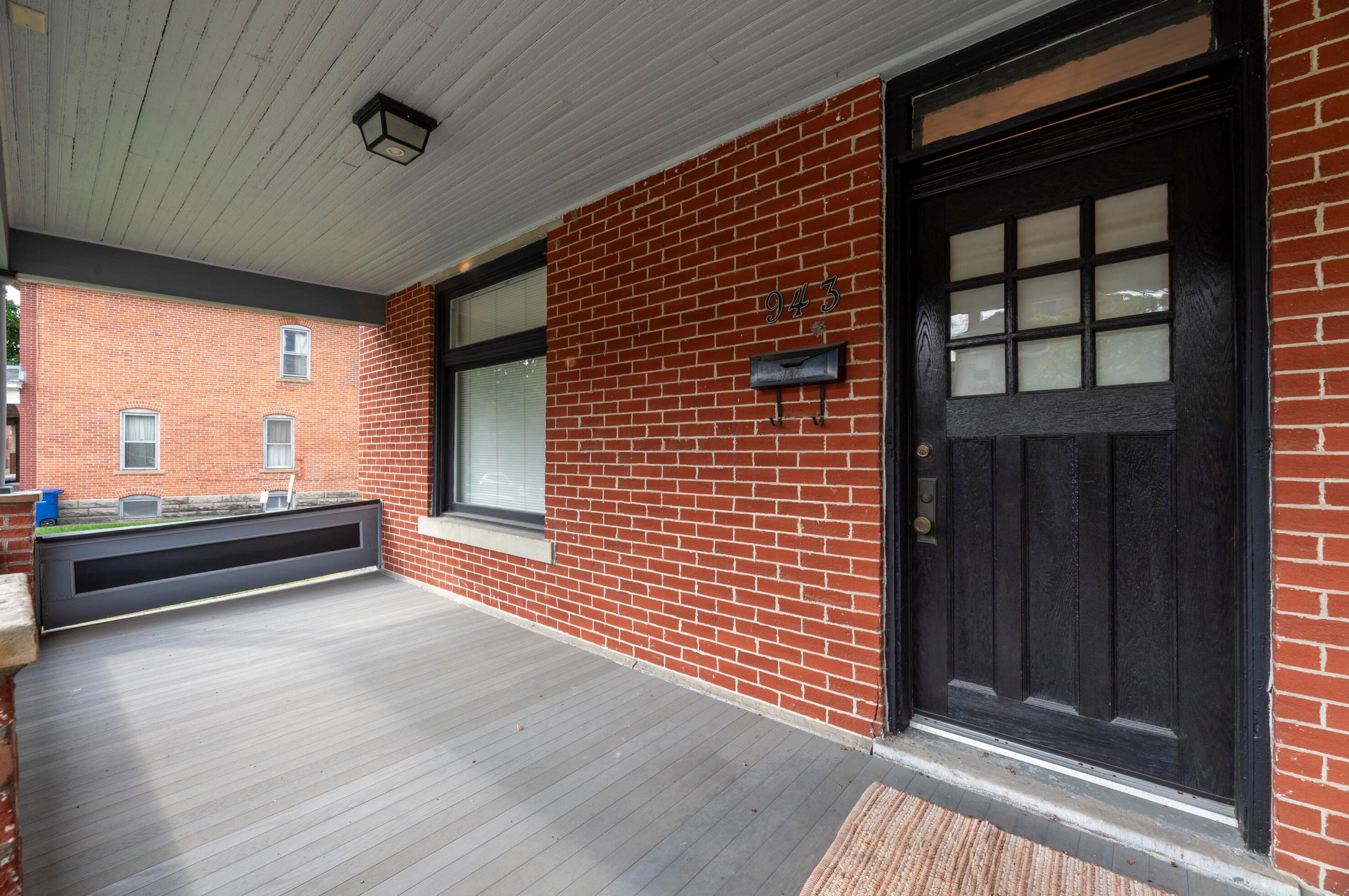 943 Mount Pleasant Ave, Columbus, OH 43201-3539