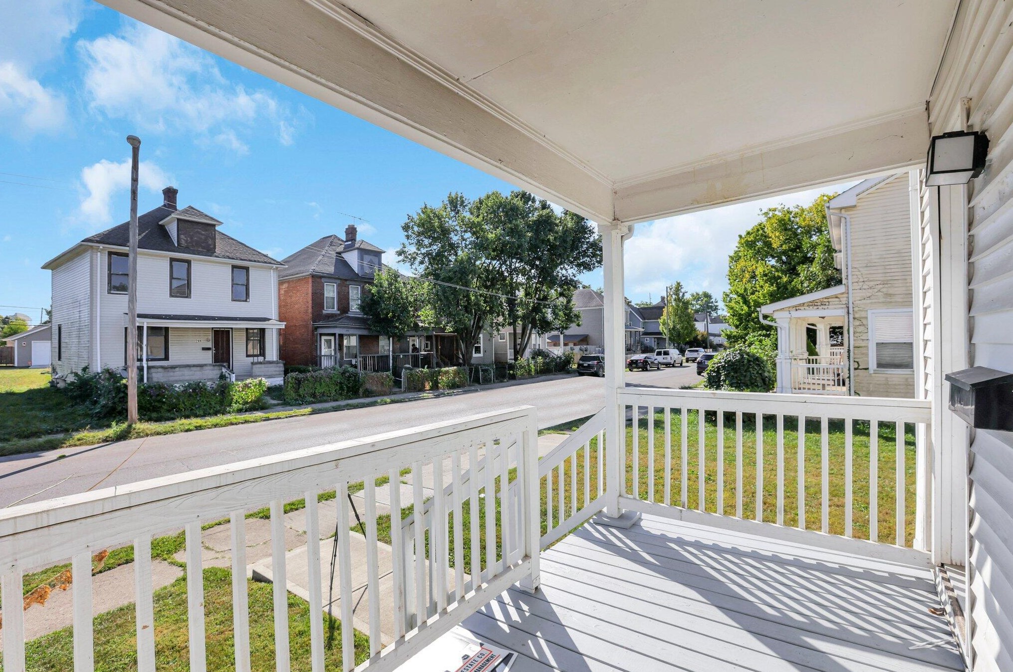 237 Avondale Ave, Columbus OH  43223-1507 exterior