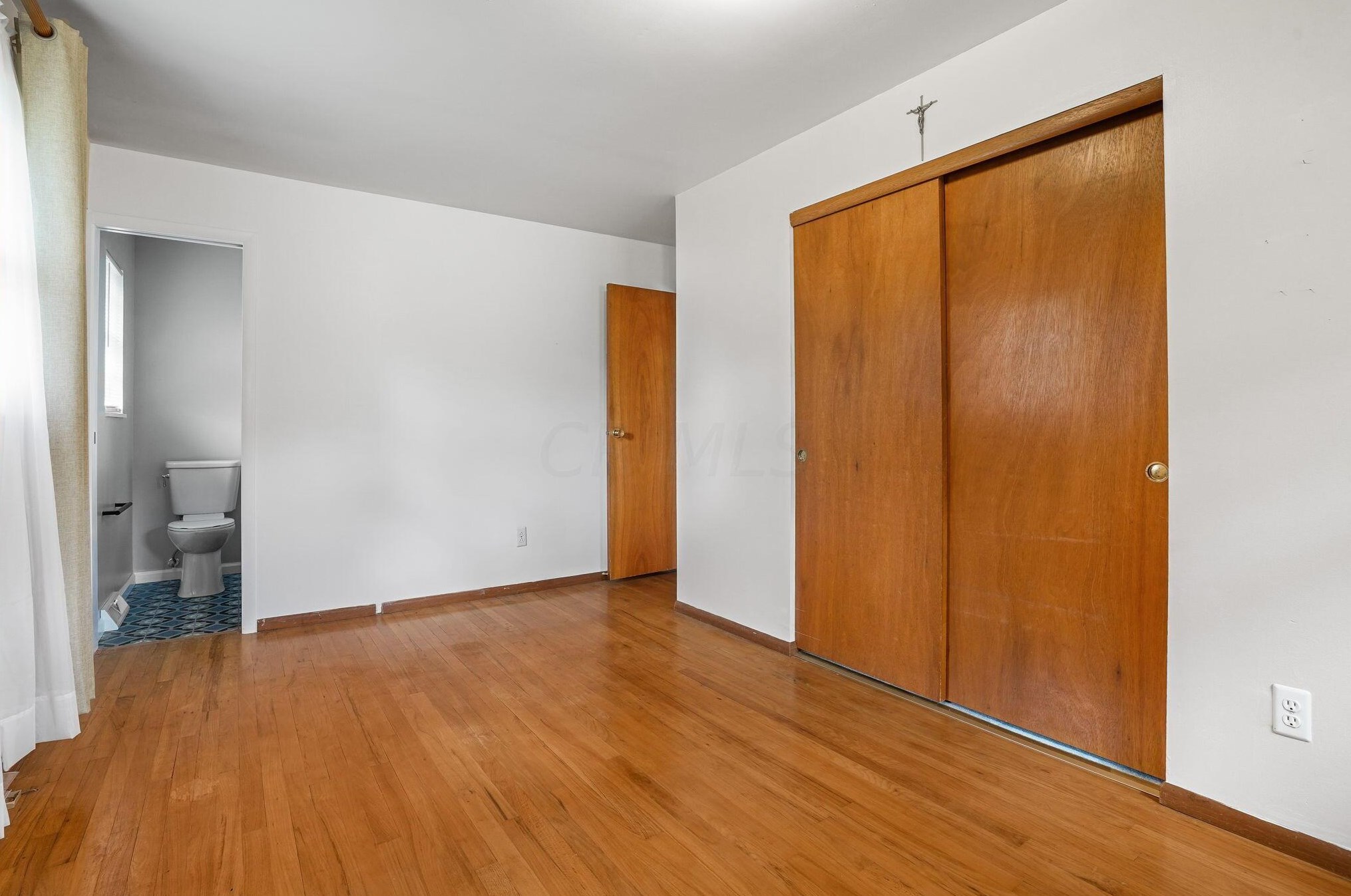 433 Flintwood Dr, Columbus OH 43230-2020 exterior