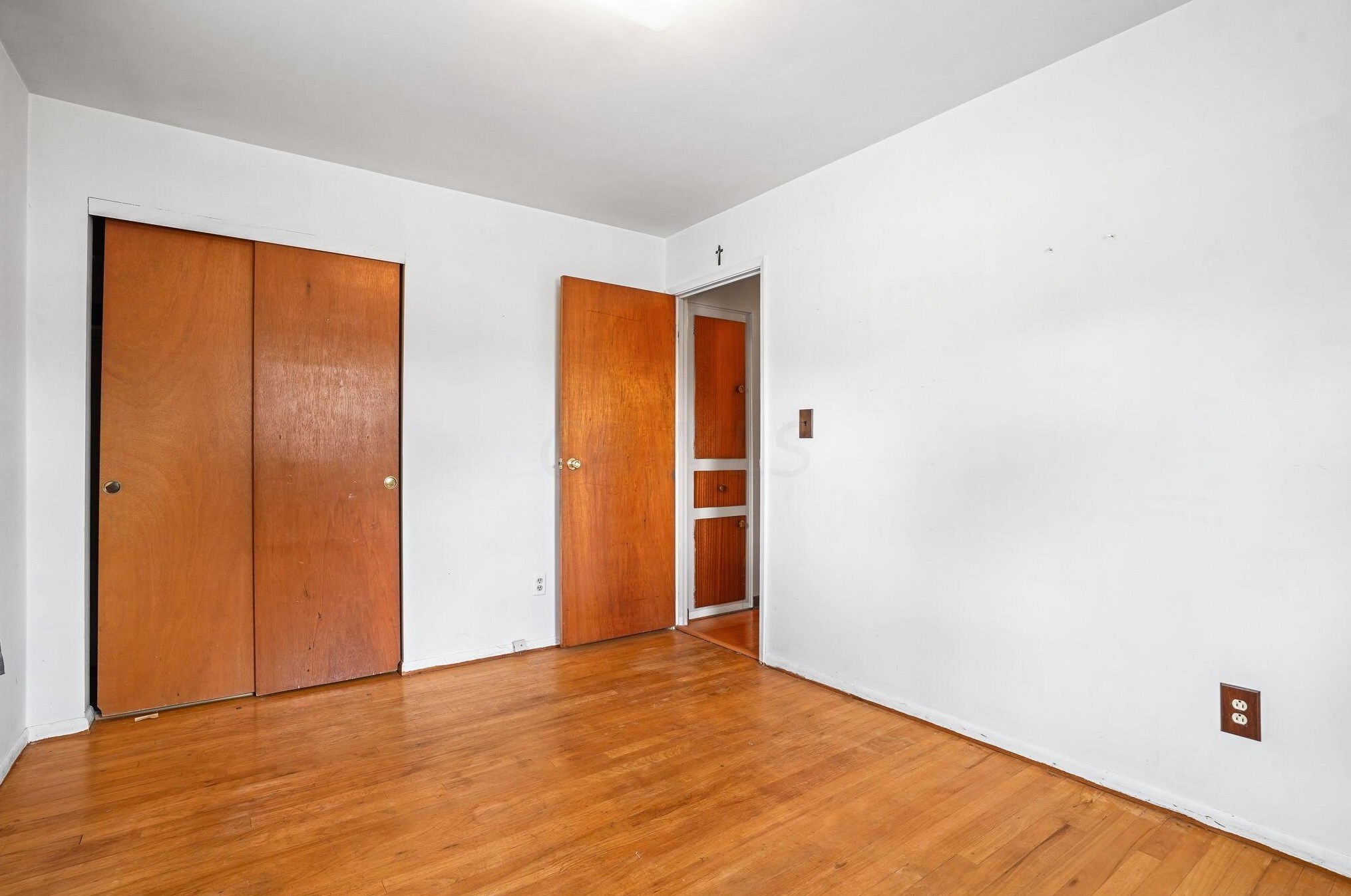 433 Flintwood Dr, Columbus OH 43230-2020 exterior