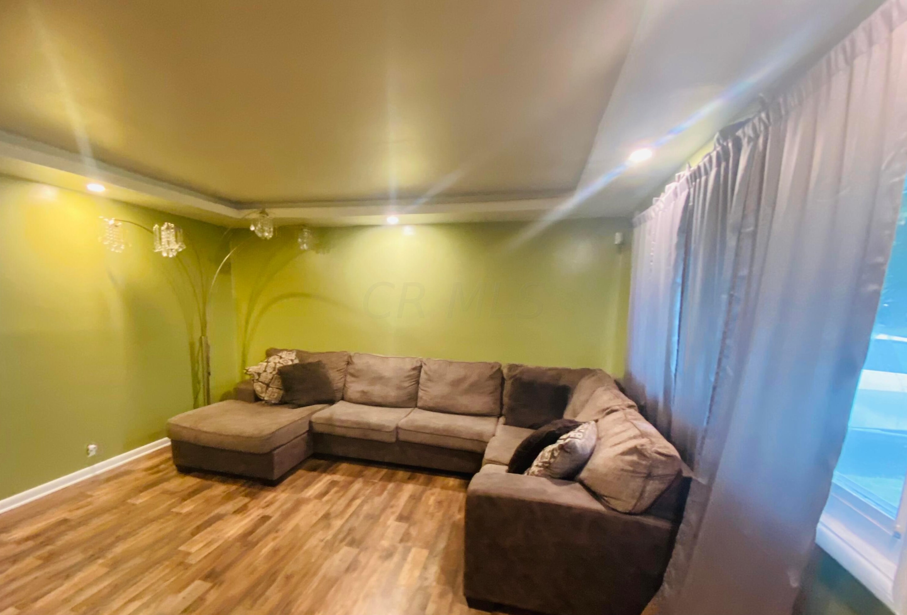 910 Byron Ave, Columbus OH  43227-1005 exterior