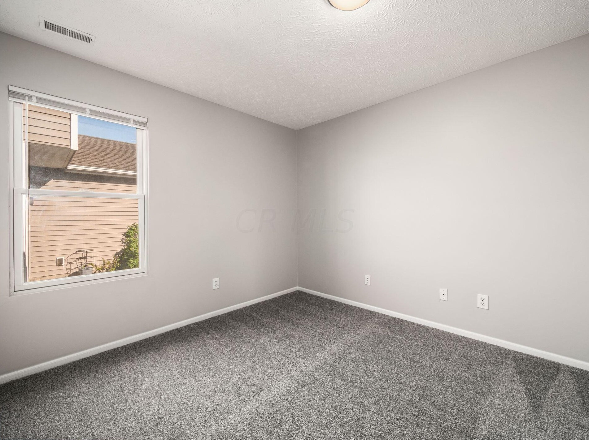 3805 Bay Village St, Columbus OH  43232-4969 exterior