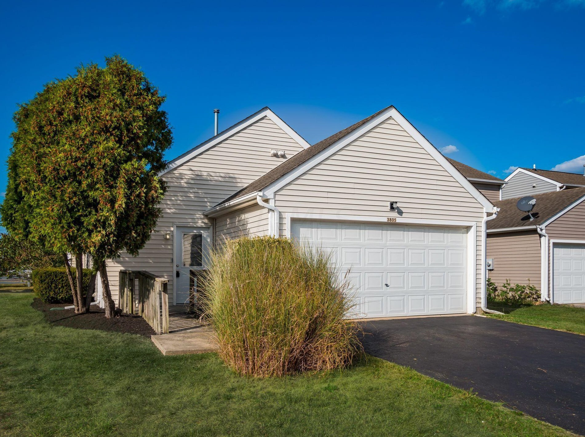 3805 Bay Village St, Columbus OH  43232-4969 exterior