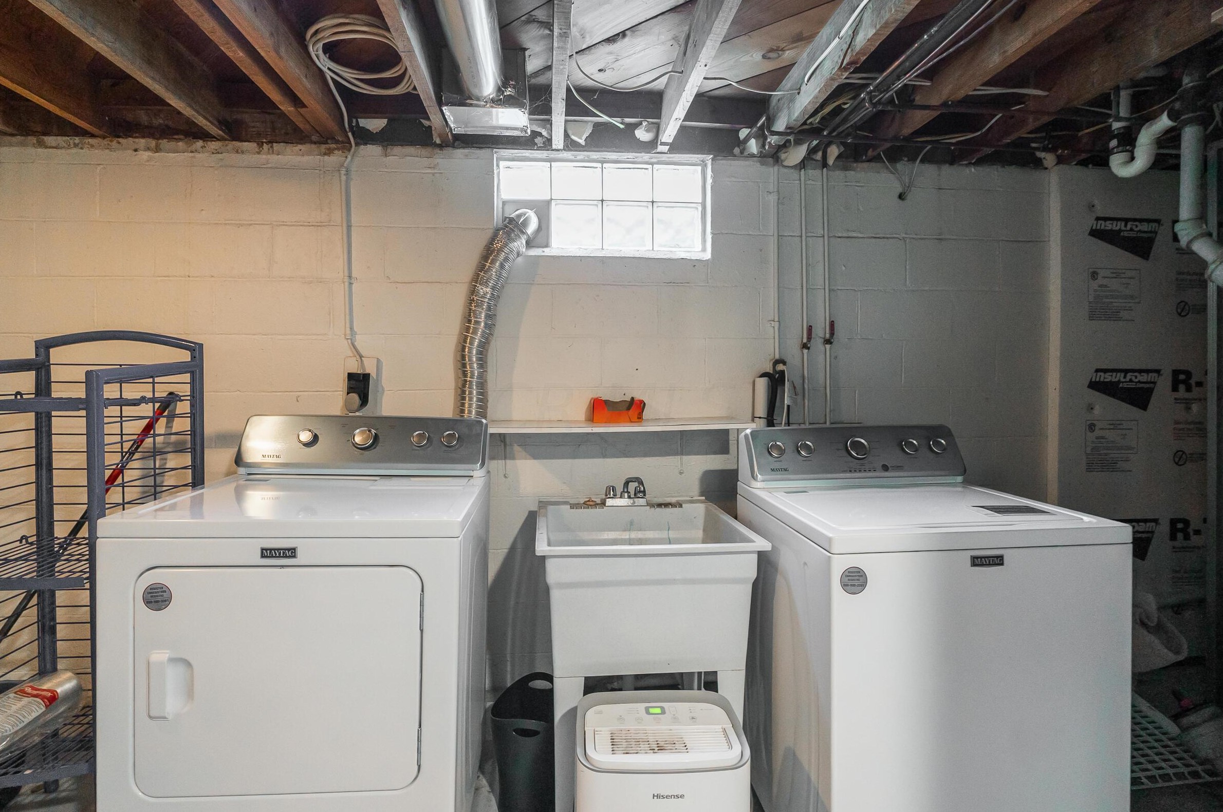 330 Weisheimer Rd, Columbus OH 43214-2146 exterior