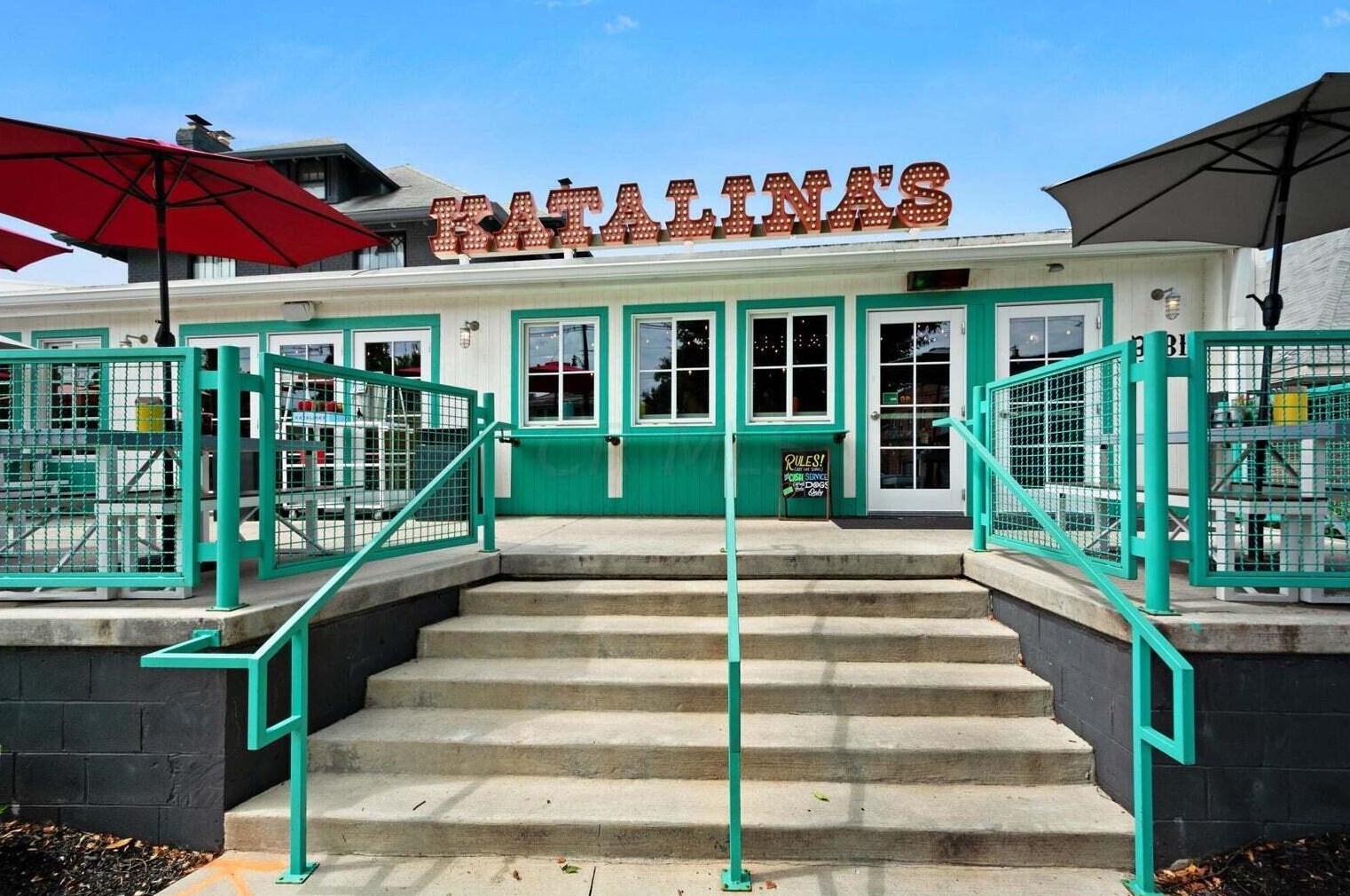 330 Weisheimer Rd, Columbus OH 43214-2146 exterior