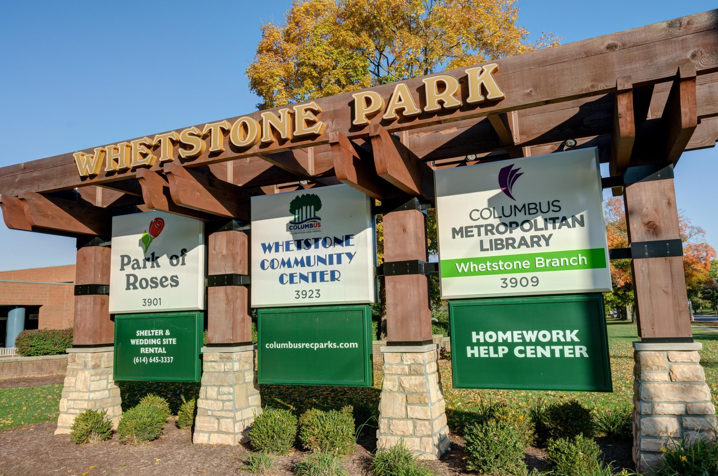 330 Weisheimer Rd, Columbus OH 43214-2146 exterior