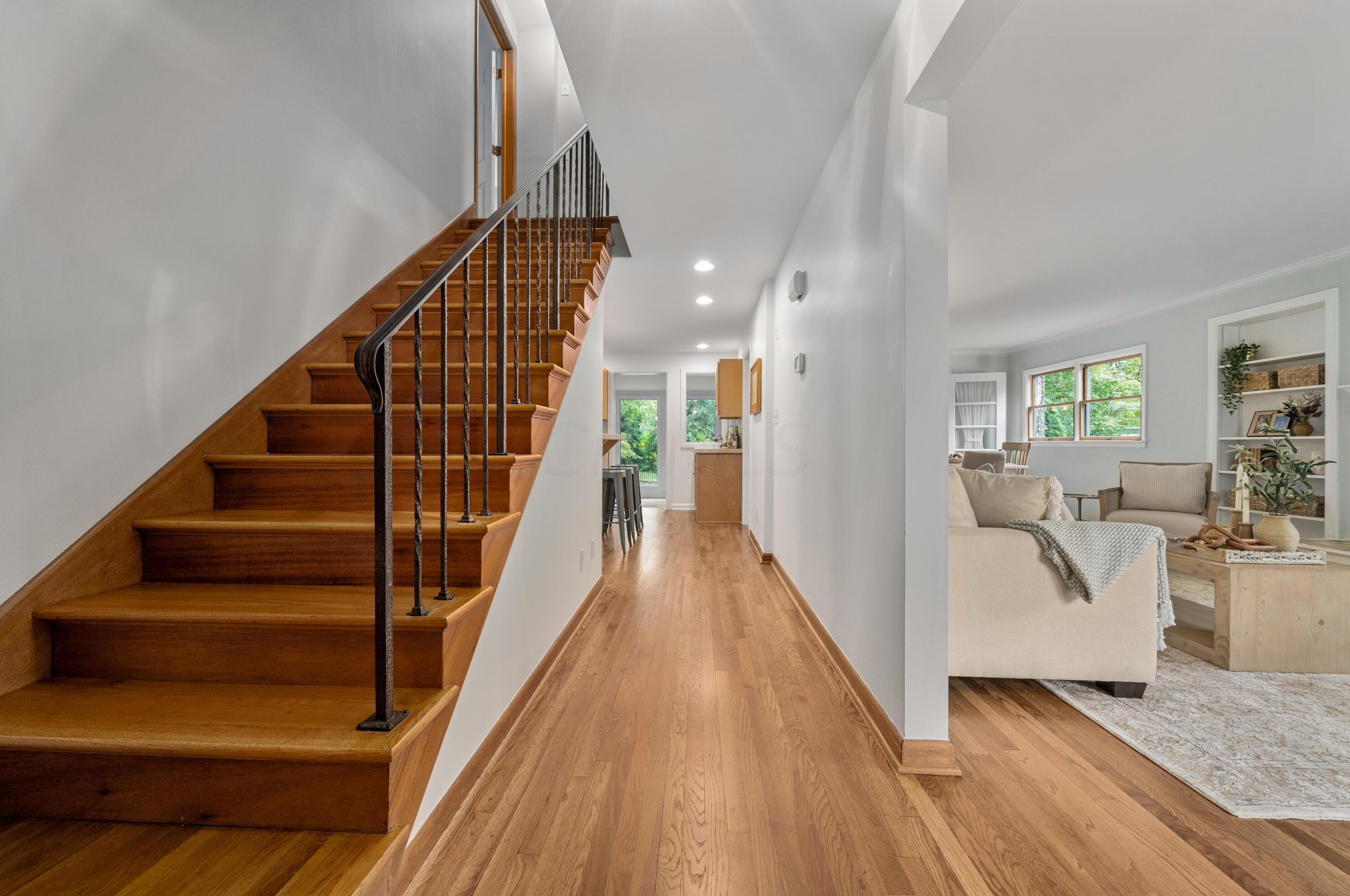 149 Ceramic Dr, Columbus OH 43214-3003 exterior