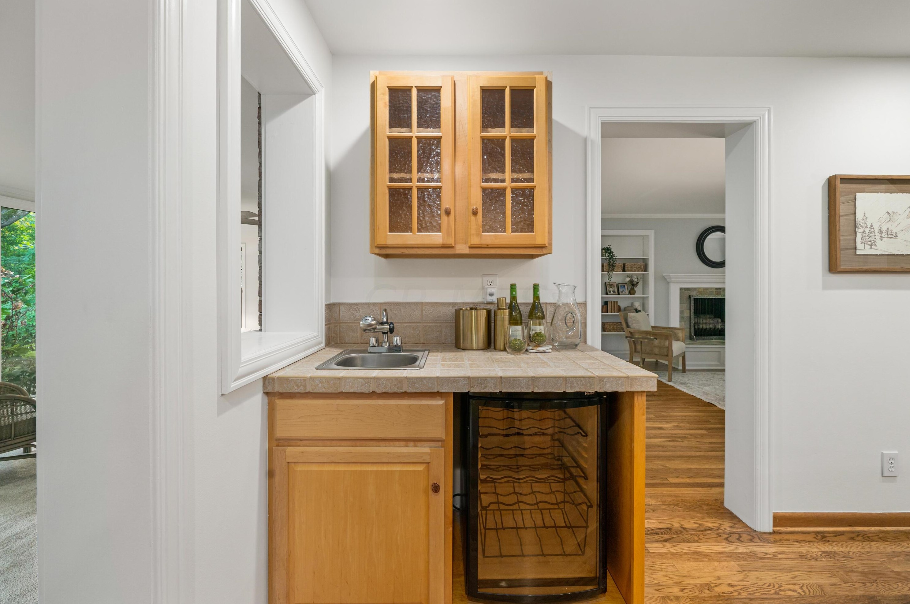 149 Ceramic Dr, Columbus OH 43214-3003 exterior