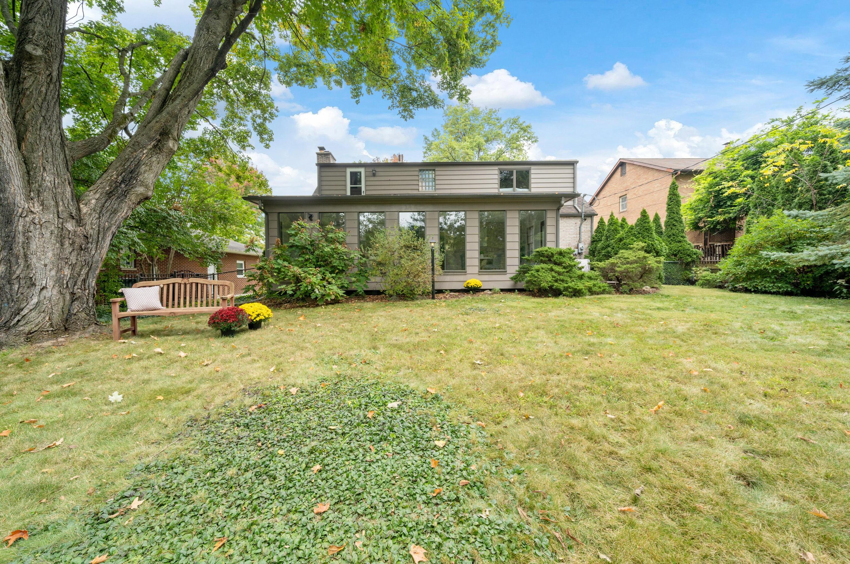 149 Ceramic Dr, Columbus OH 43214-3003 exterior