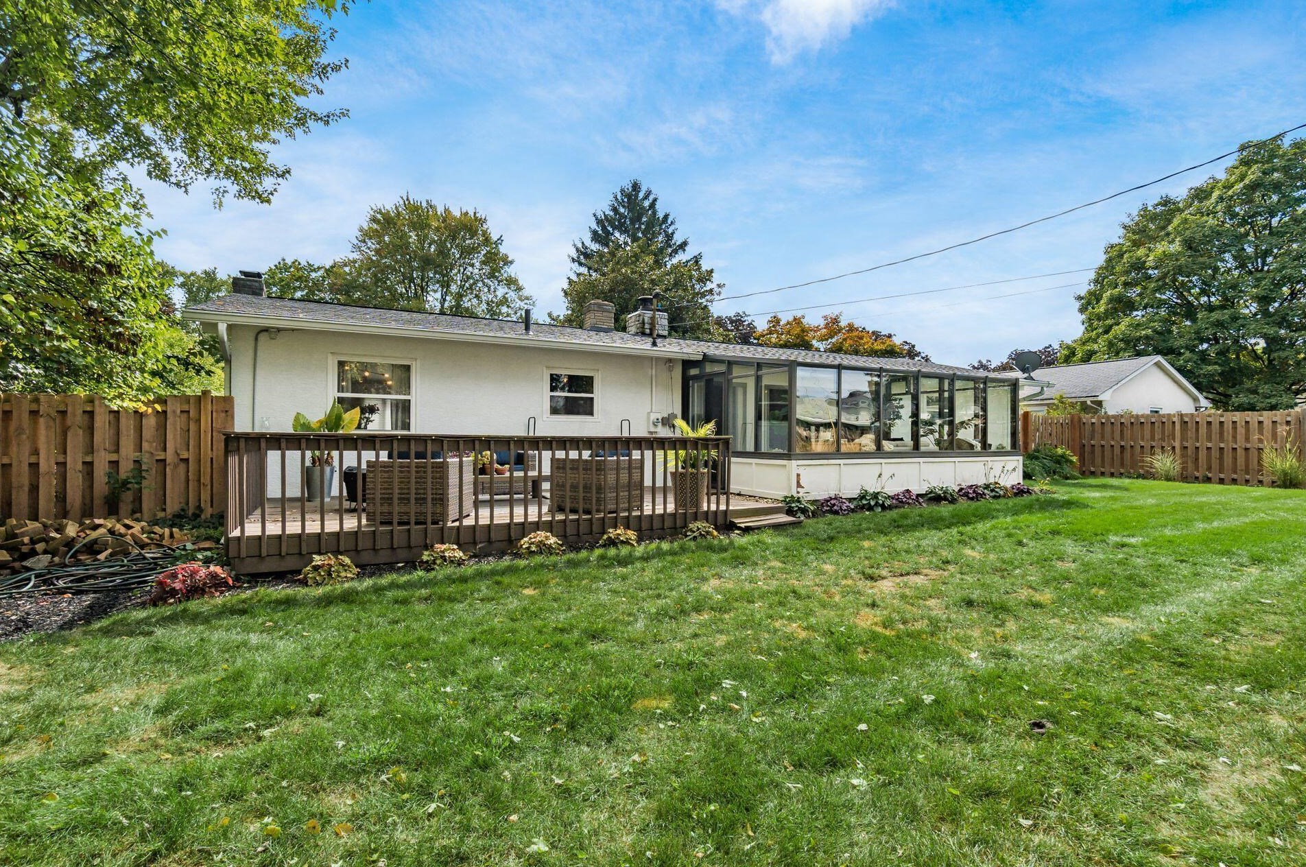 1800 Merriweather Dr, Columbus OH 43221-1326 exterior