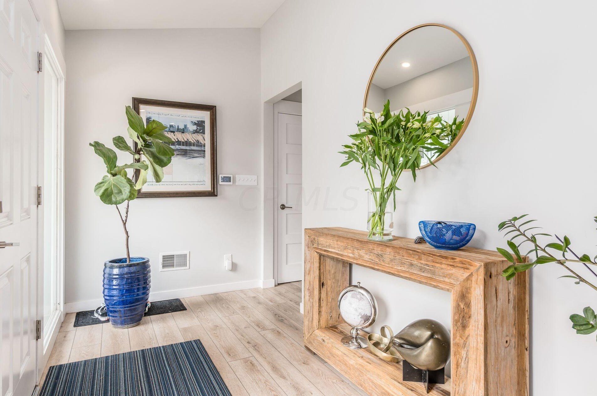 1800 Merriweather Dr, Columbus OH 43221-1326 exterior