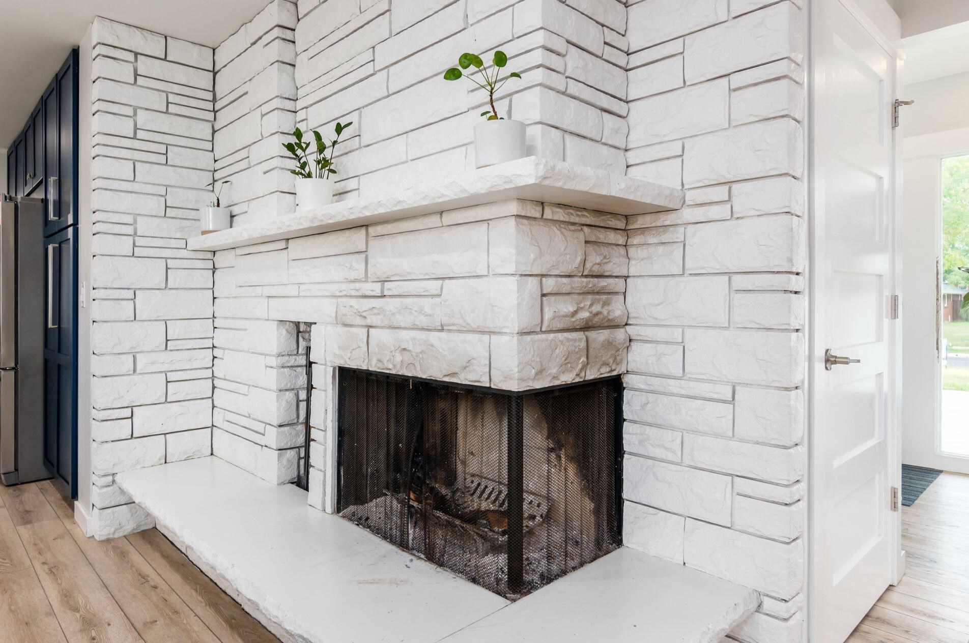 1800 Merriweather Dr, Columbus OH 43221-1326 exterior