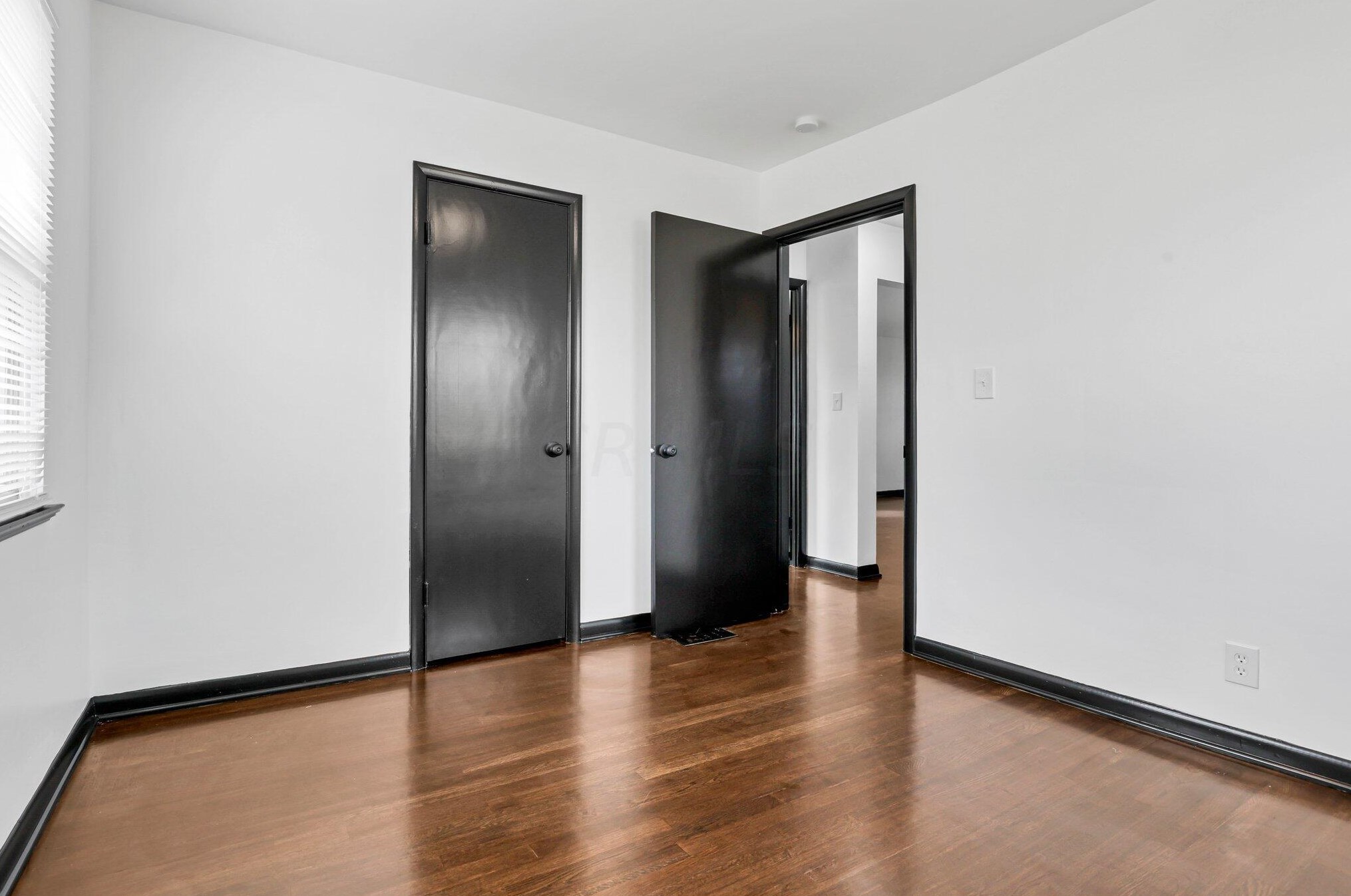 188 Clarendon Ave, Columbus OH 43223-1007 exterior