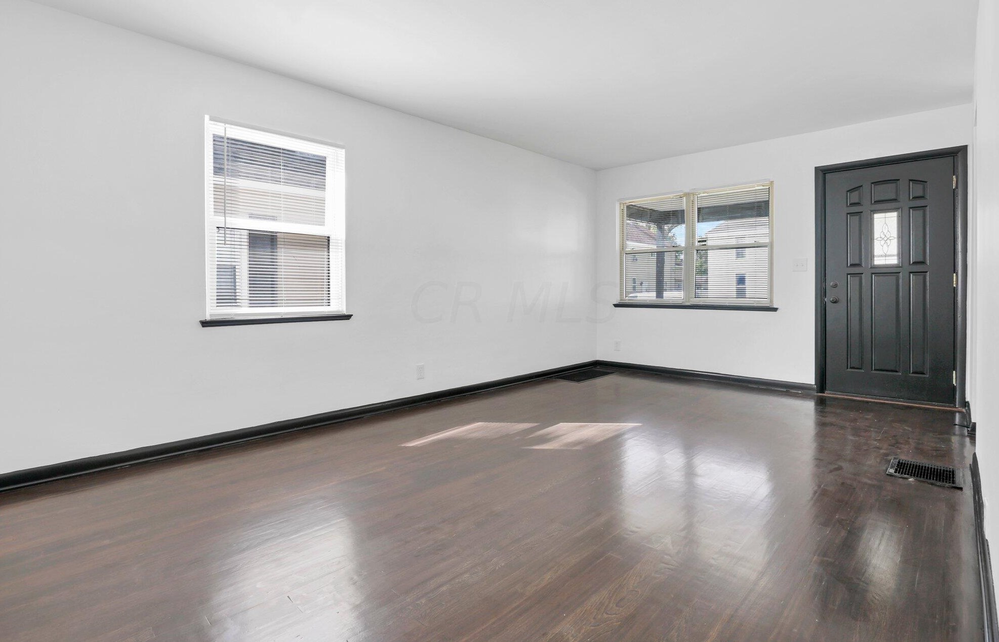 188 Clarendon Ave, Columbus OH 43223-1007 exterior