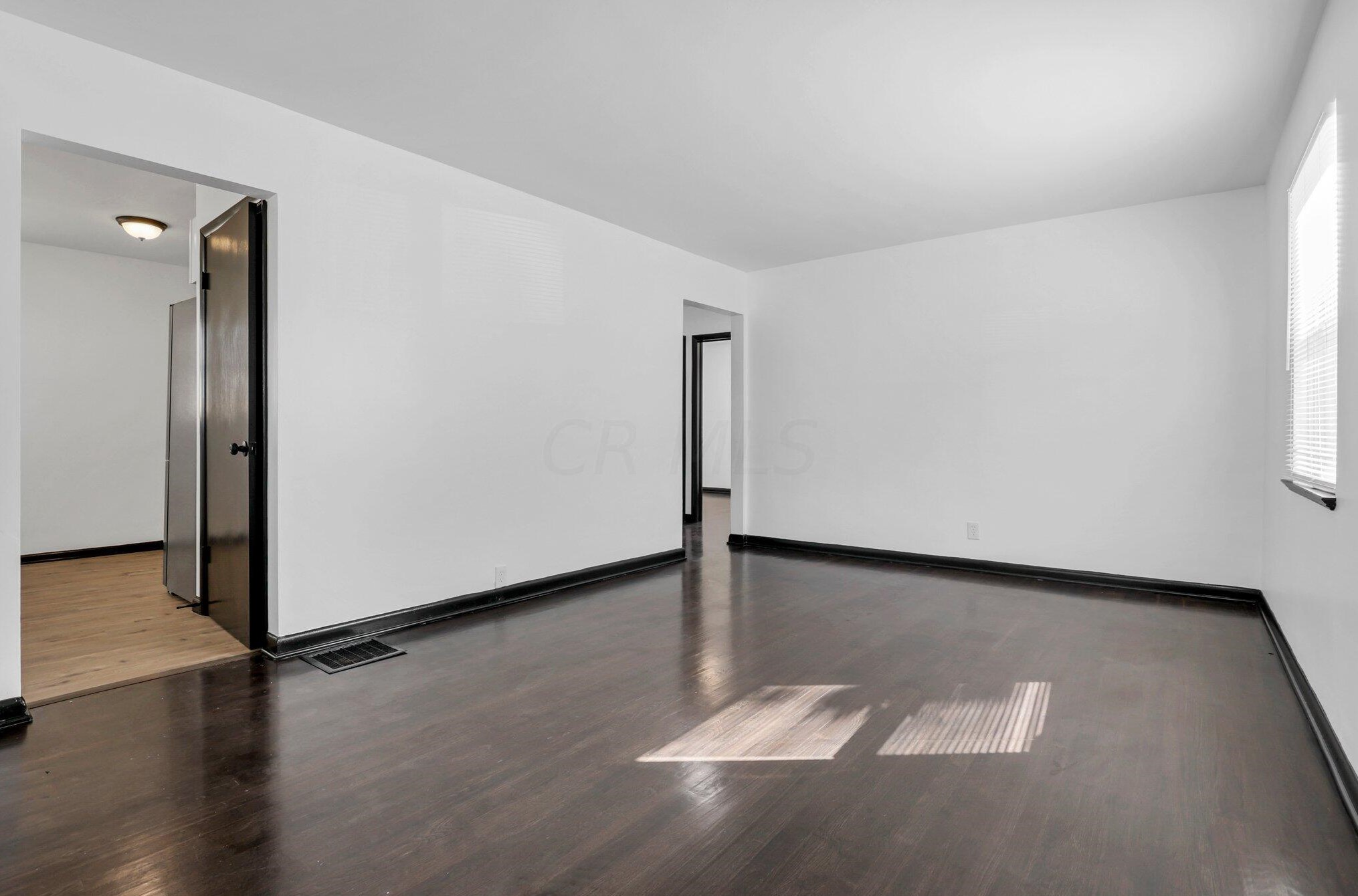 188 Clarendon Ave, Columbus OH 43223-1007 exterior