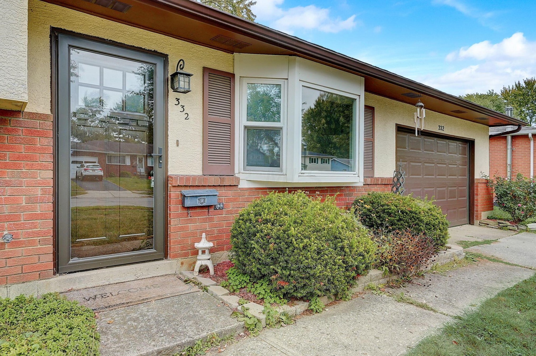 332 Seminole Ave, Westerville, OH 43081-2649