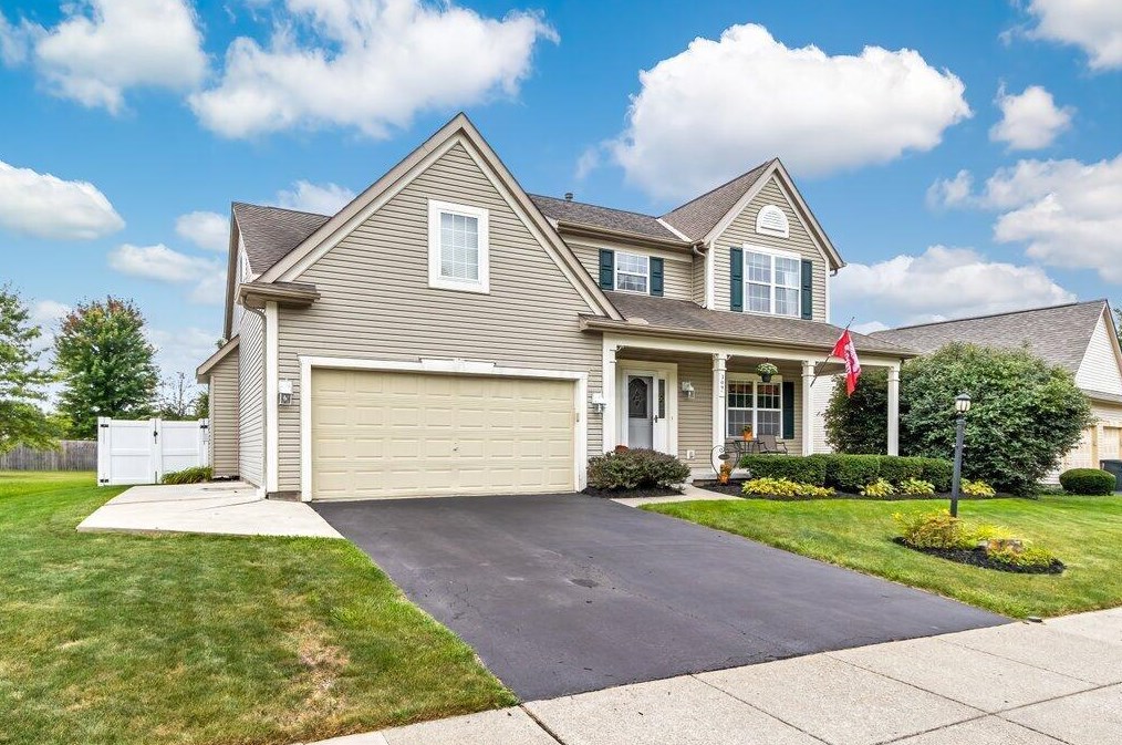 309 Shawnee S Loop, Pataskala, OH 43062