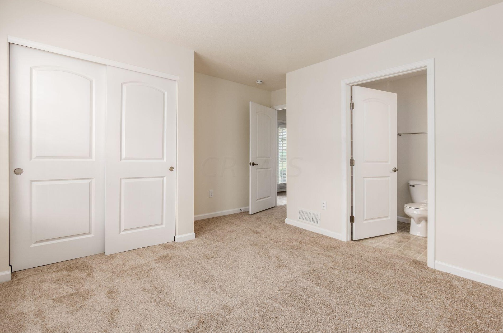 7965 Ravine Run Ln, Columbus OH 43235-6456 exterior