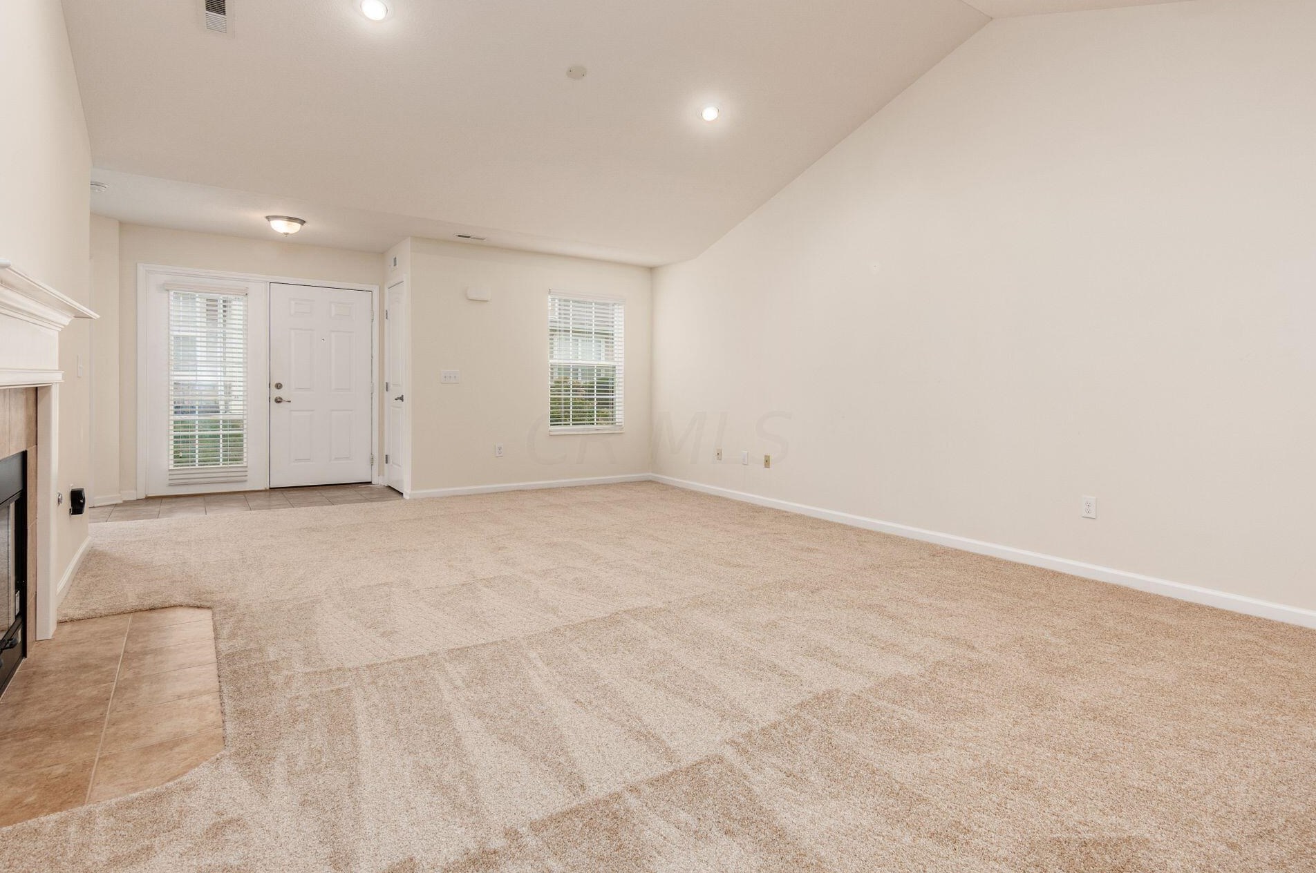 7965 Ravine Run Ln, Columbus OH 43235-6456 exterior