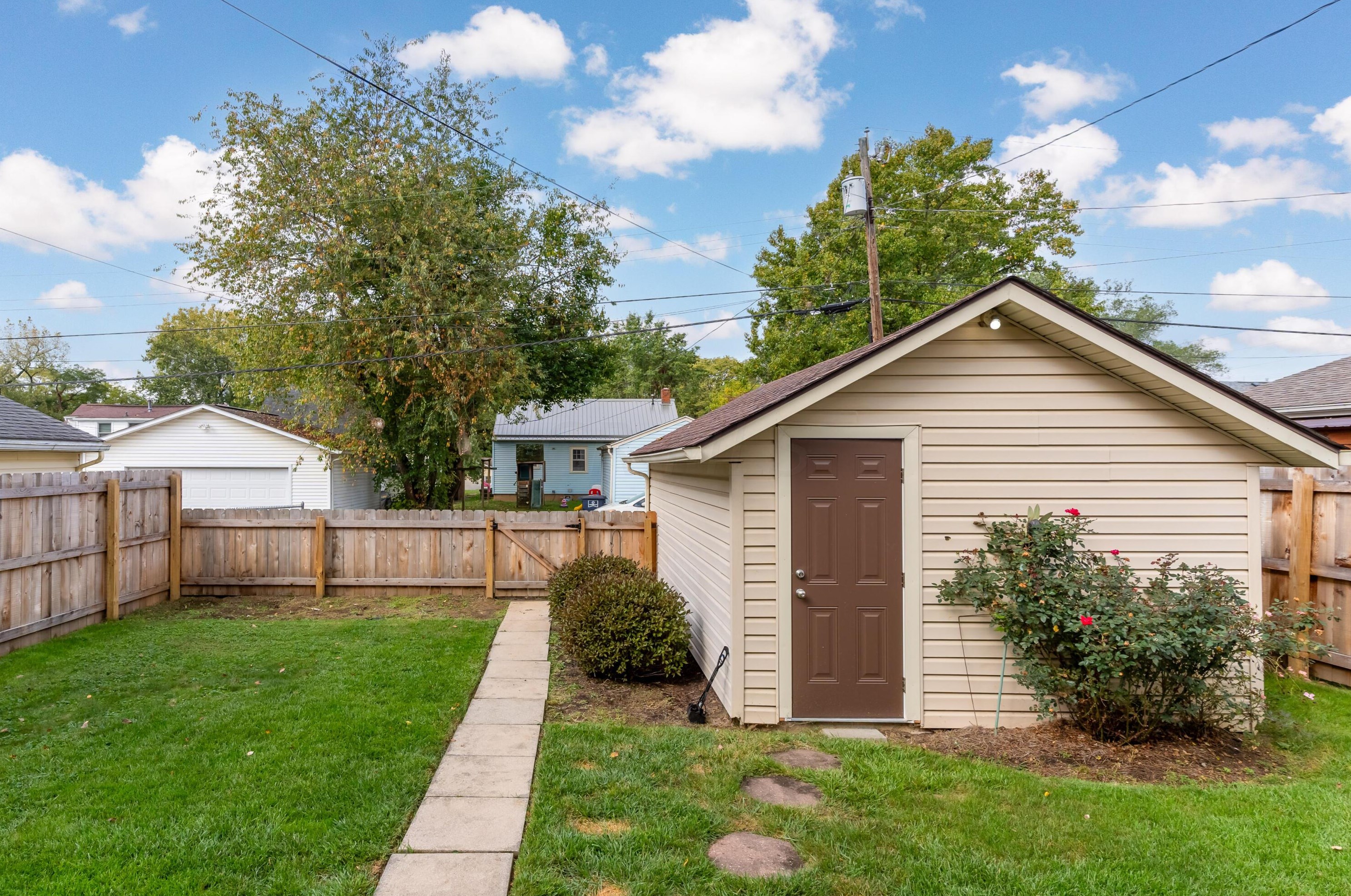 823 Franklin Ave, Lancaster OH  43130-2726 exterior