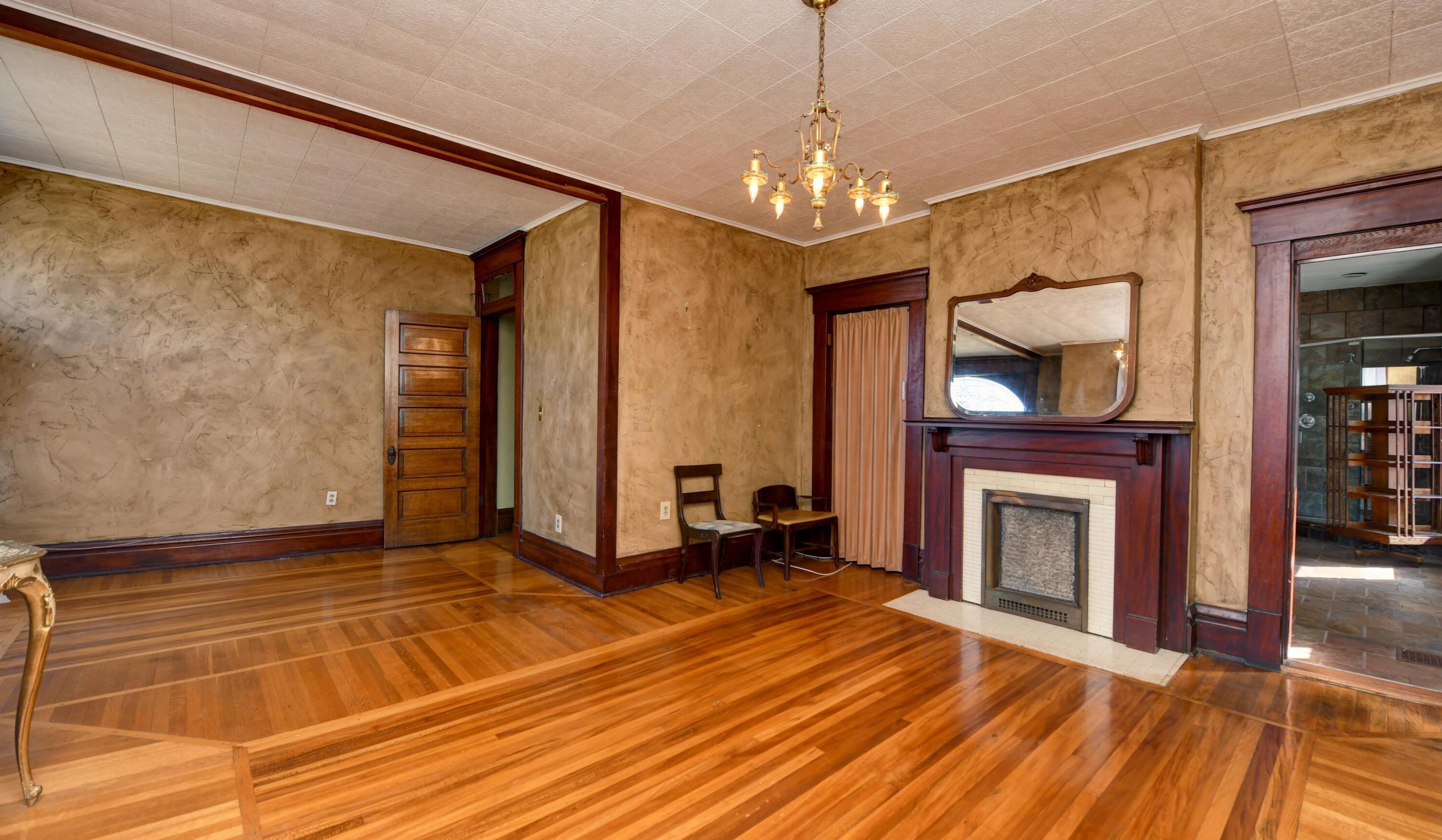 54 Woodland Ave, Columbus OH 43203-1279 exterior