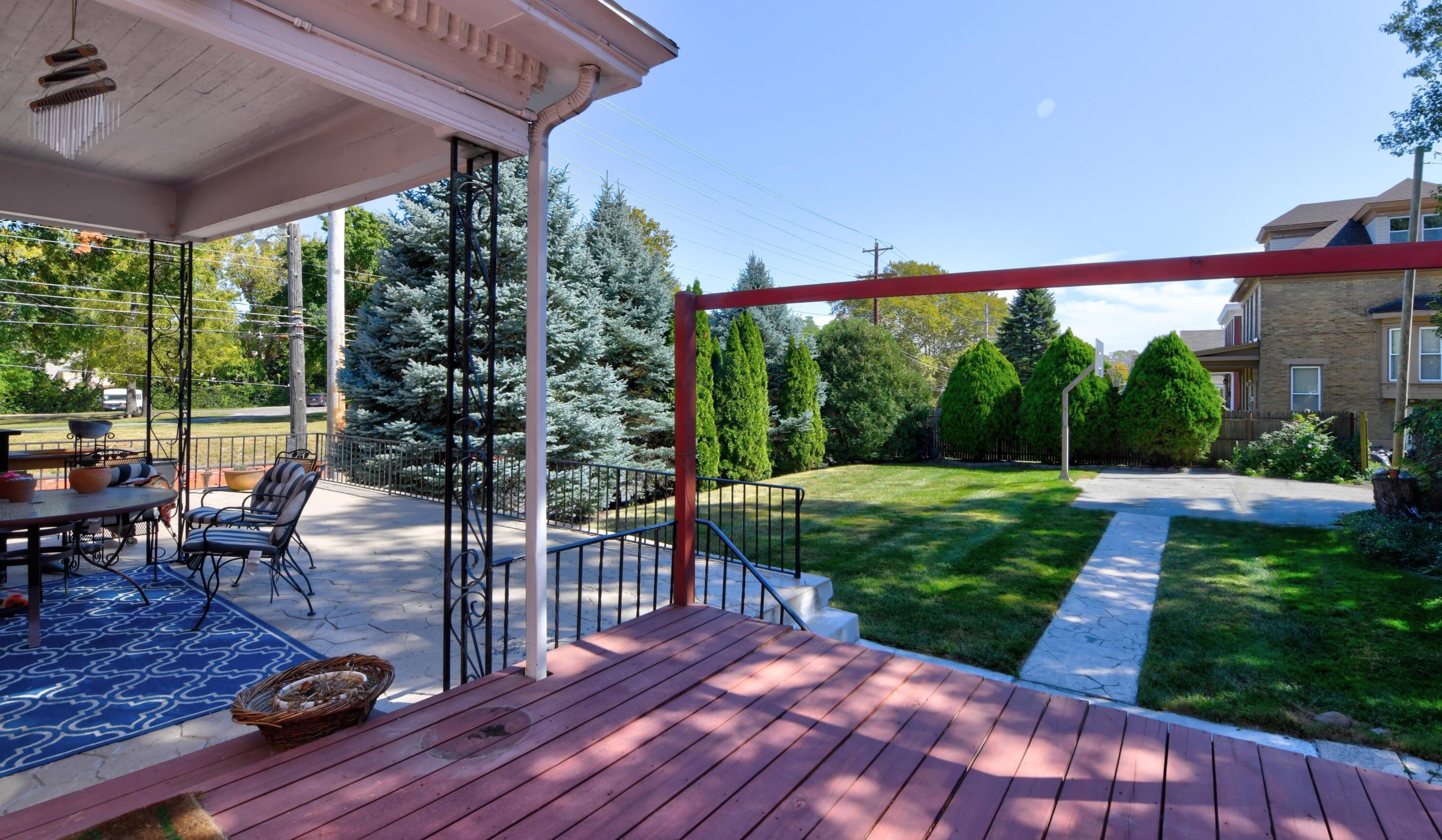 54 Woodland Ave, Columbus OH 43203-1279 exterior