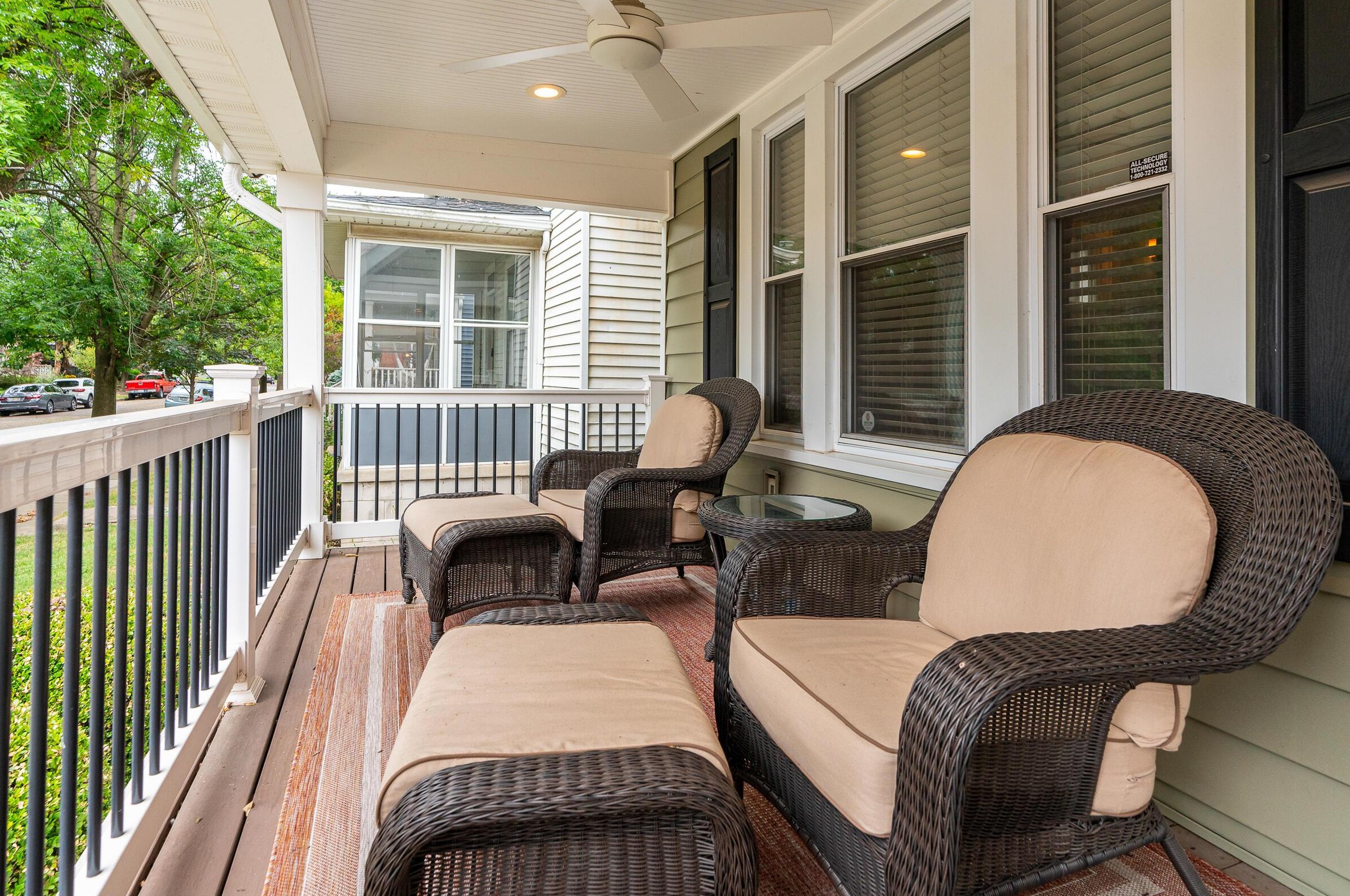 224 Gates St, Columbus, OH 43206-3626