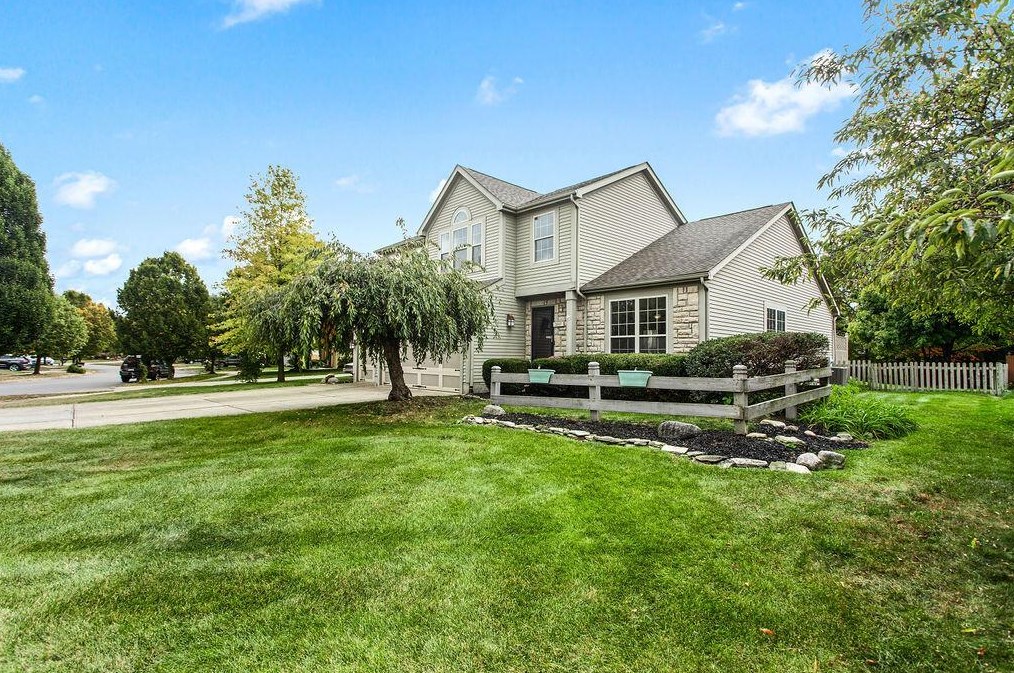 2607 Hoover Crossing Way, Darbydale, OH 43123