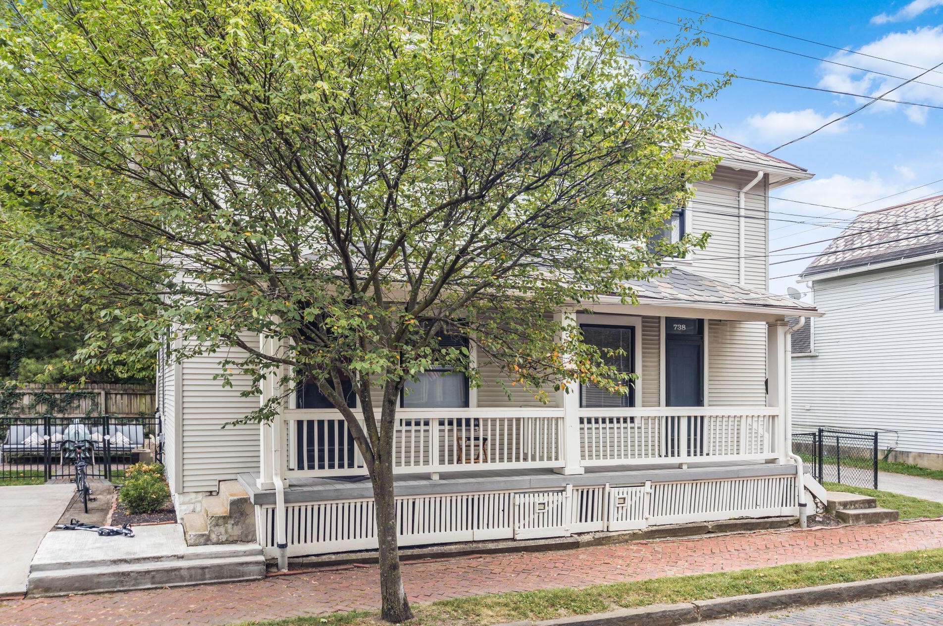 738 Beech St, Columbus, OH 43206